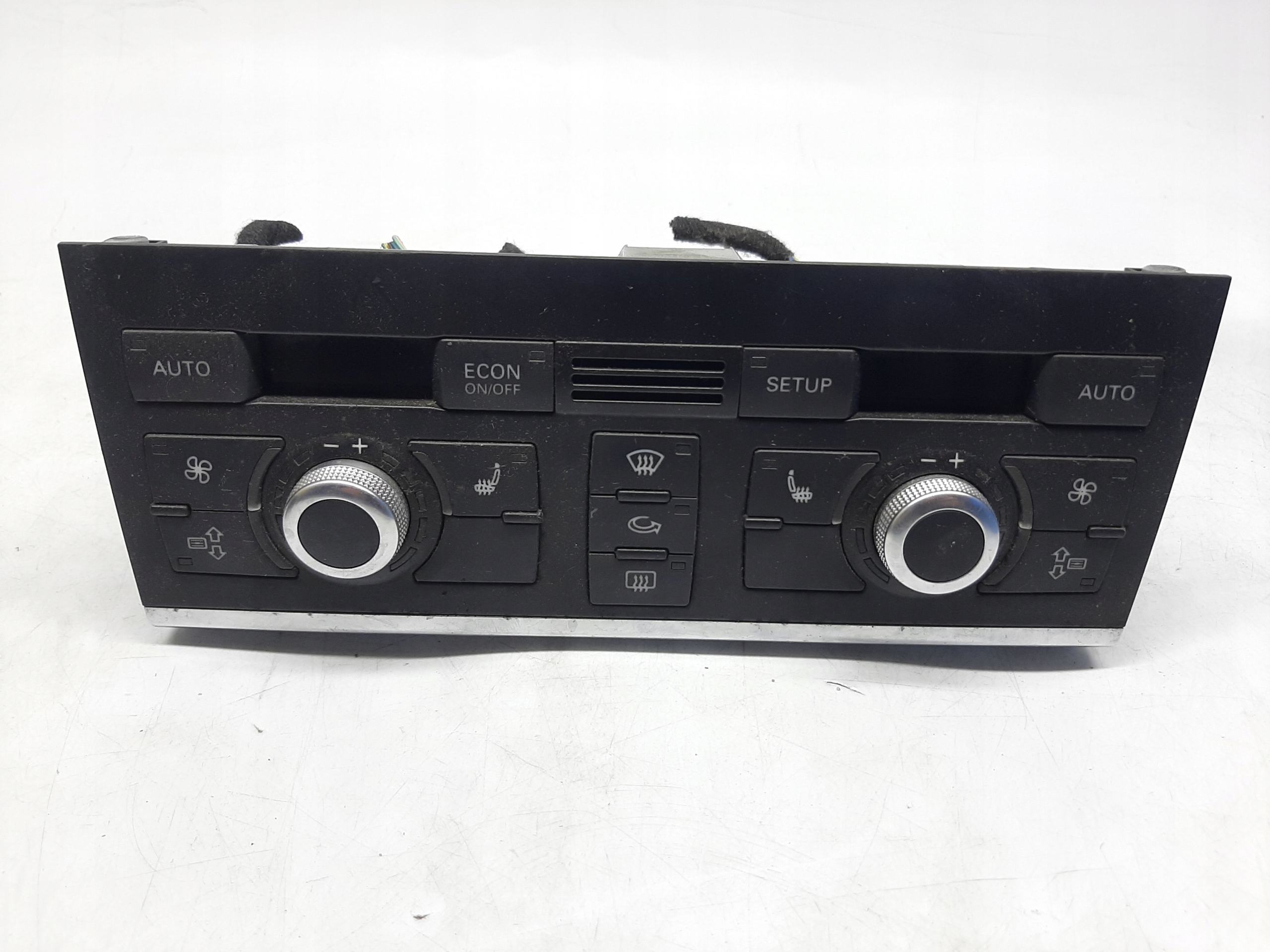 AUDI Q7 4L PANEL NAWIEWU KLIMATYZACJI 4L0820043F