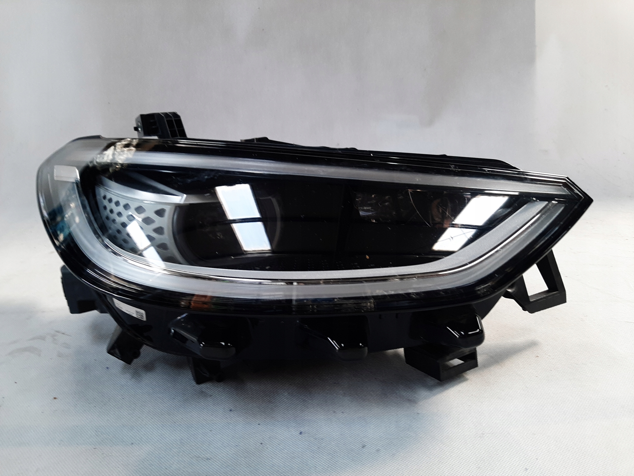 VW ID.3 REFLEKTOR LED LAMPA PRZÓD PRZEDNIA PRAWA 10B941036A