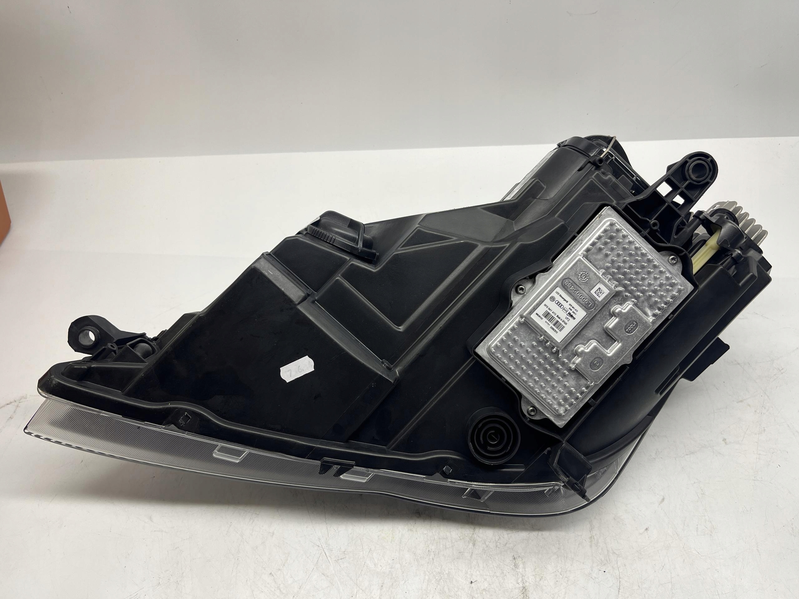 SEAT LEON REFLEKTOR LAMPA PRAWA LED 5F1941008B - obrazek 8