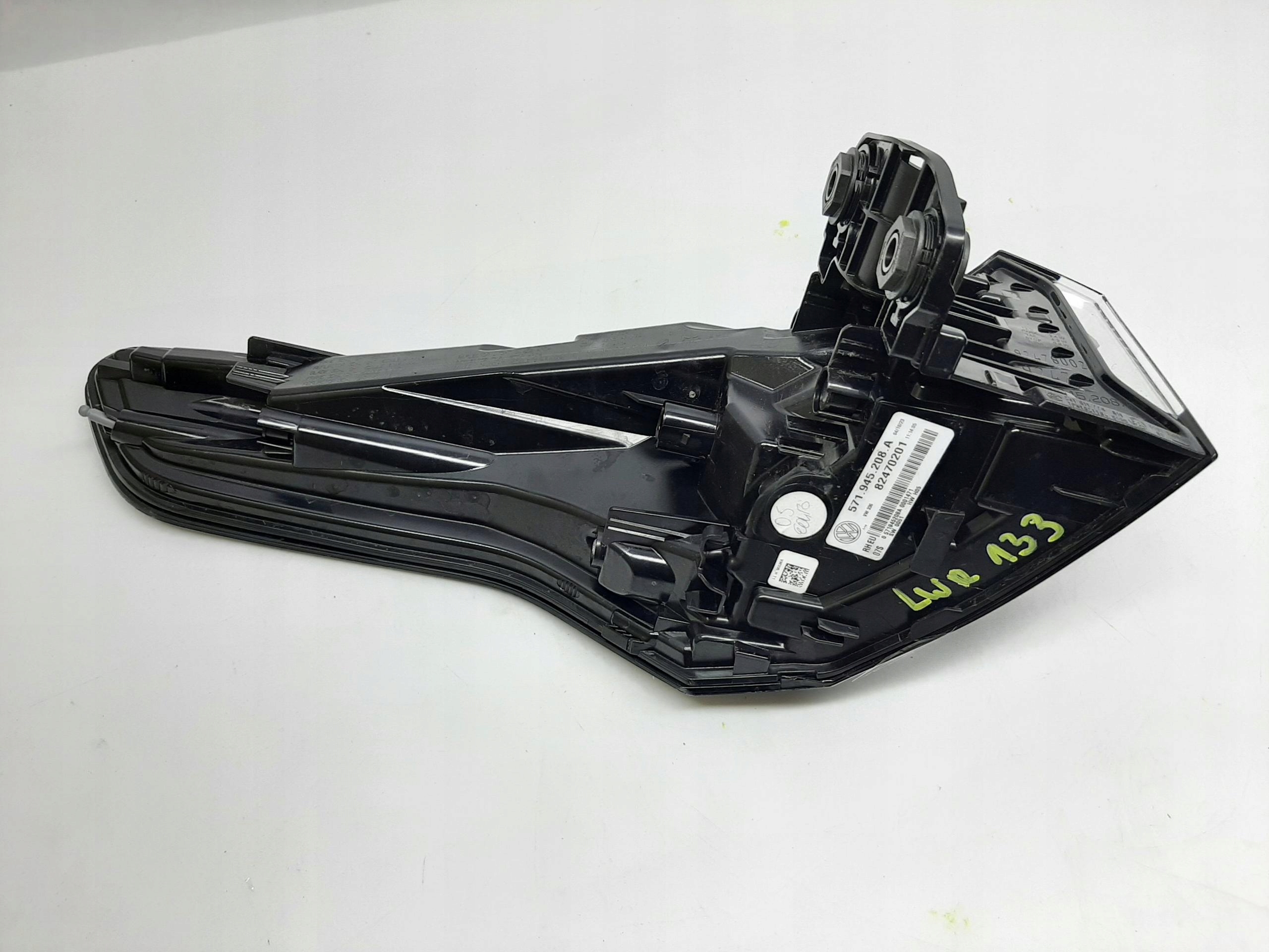 VW TIGUAN III 571 LAMPA PRAWA TYLNA TYŁ IQ LIGHT LED 571945208A - obrazek 4