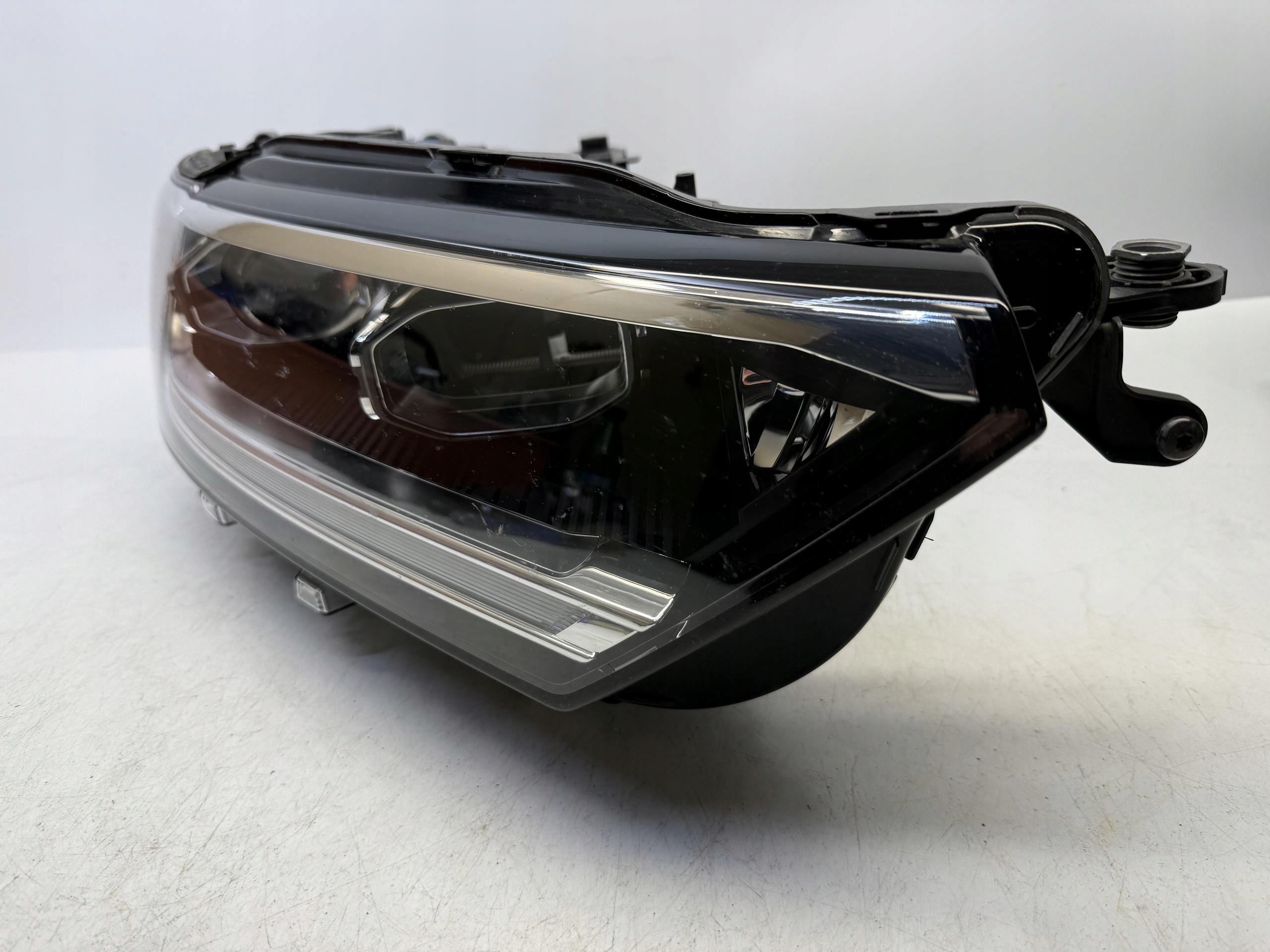 VW T-ROC LAMPA REFLEKTOR PRZEDNI PRAWY LED IQ.LIGHT 2GA941036AF - obrazek 2