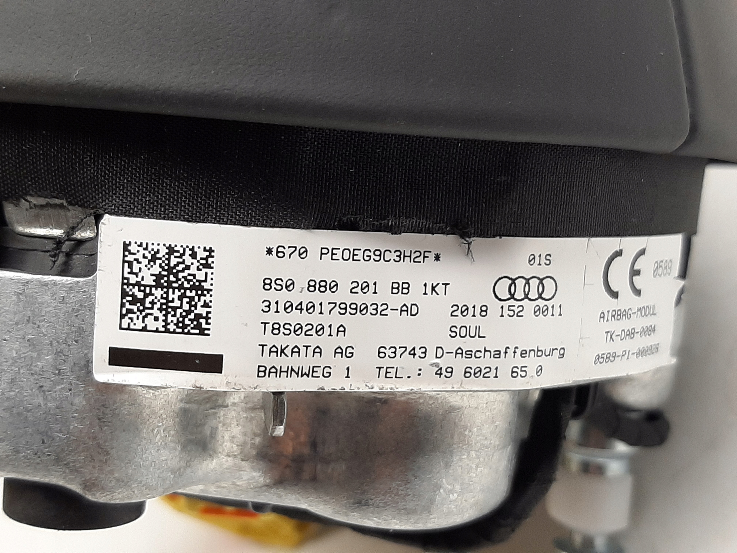 AUDI TT RS 2014- AIRBAG PODUSZKA KIEROWCY SKÓRA 8S0880201BB - obrazek 3