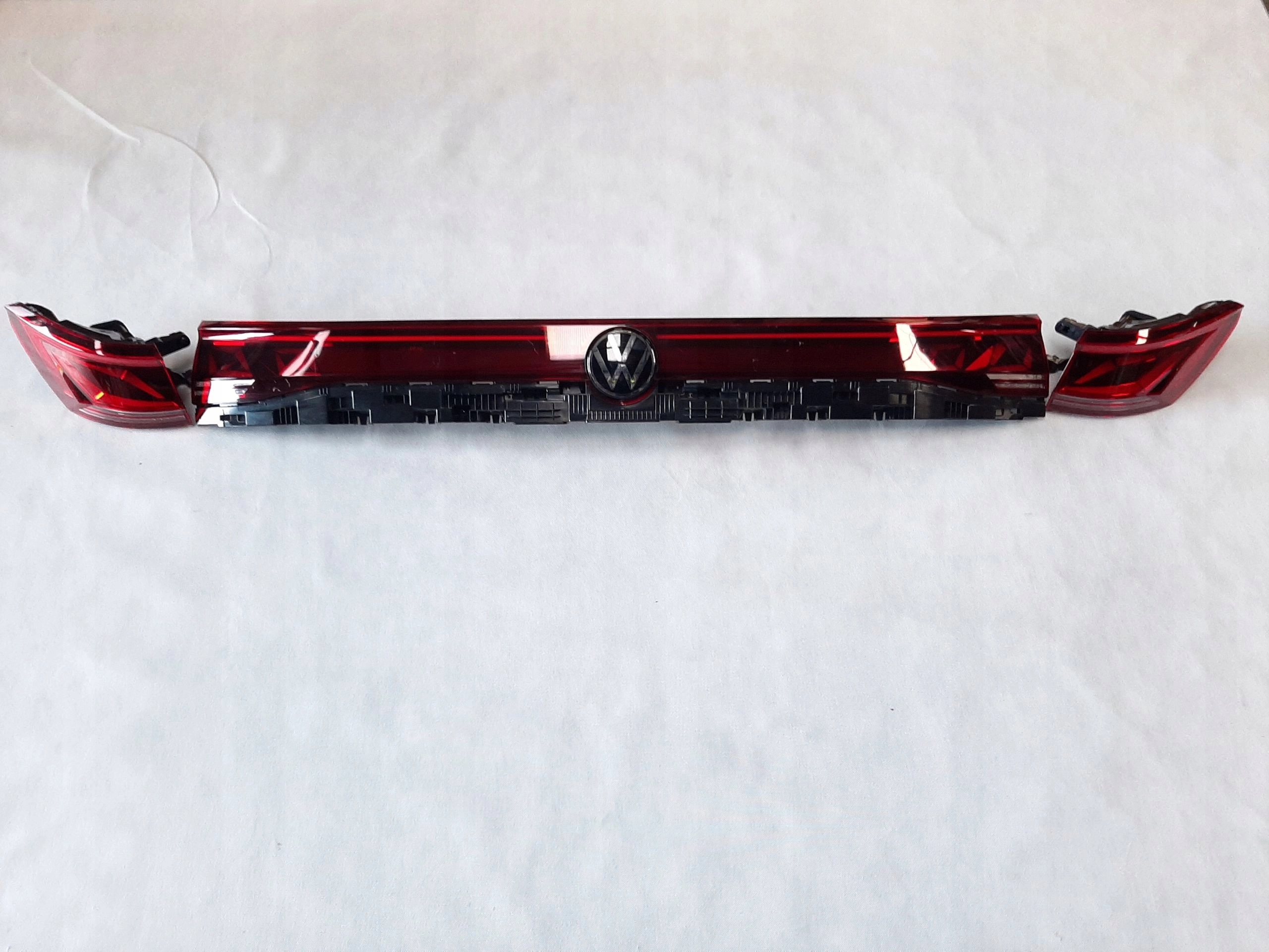 VW TOUAREG LAMPY TYŁ KOMPLET 760945208C 760945207C 760945307E - obrazek 2