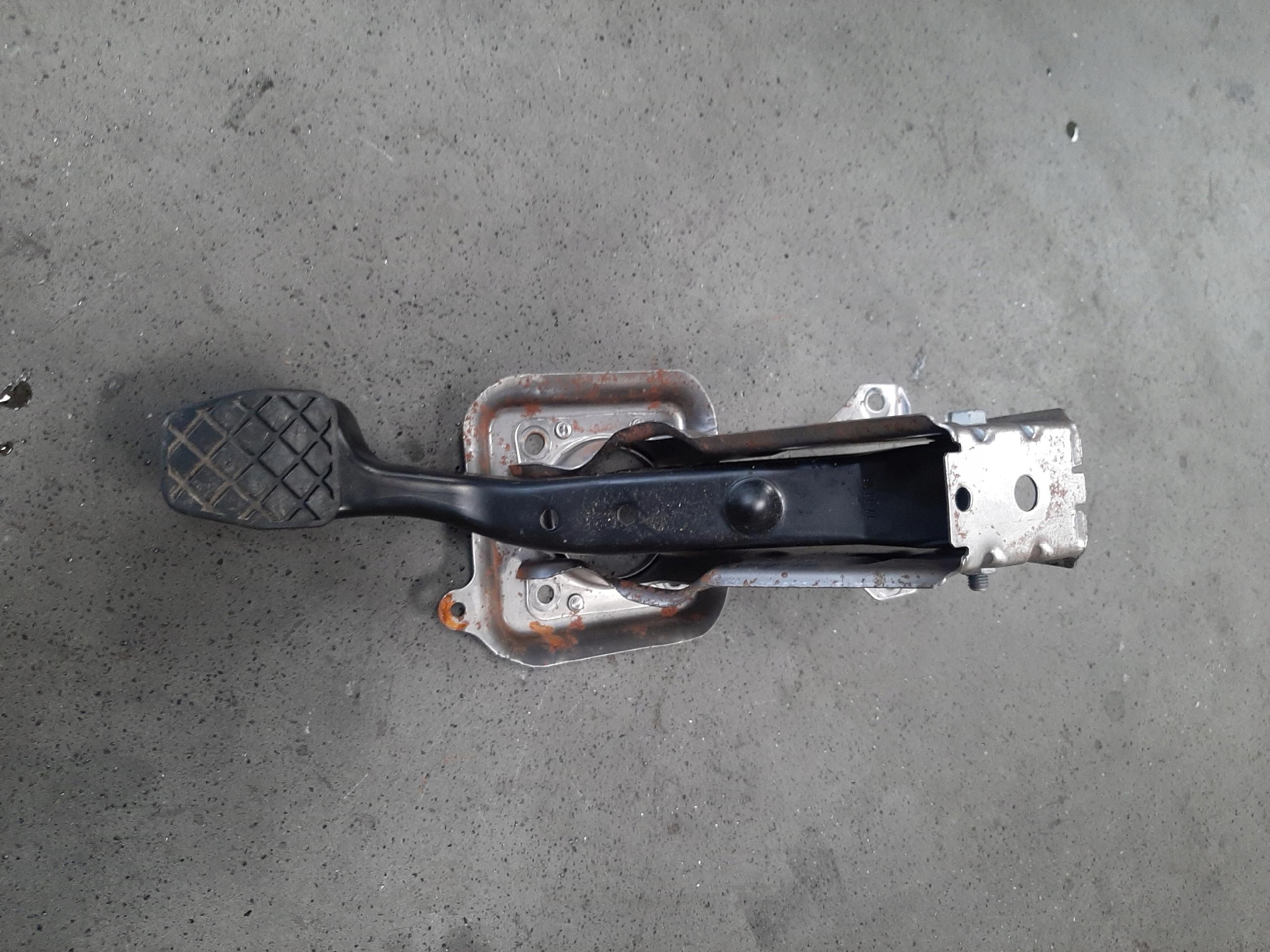 VW CADDY III LIFT DRUGI 2015-20 PEDAŁ HAMULCA 1K1721117H - obrazek 2