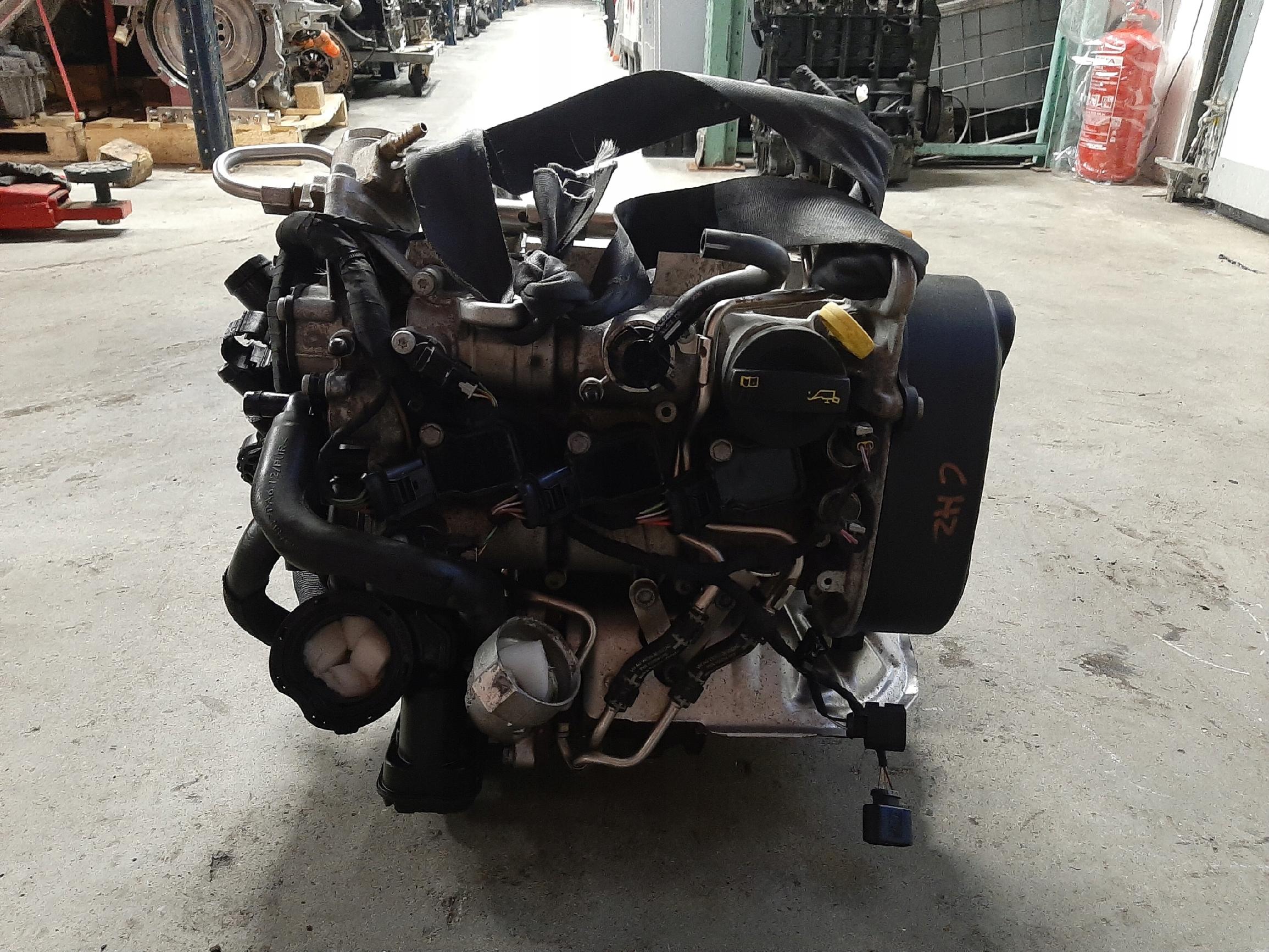 VOLKSWAGEN POLO VI 2G 2017- SILNIK BENZY CHZ 1.0 TSI 33000KM - obrazek 2