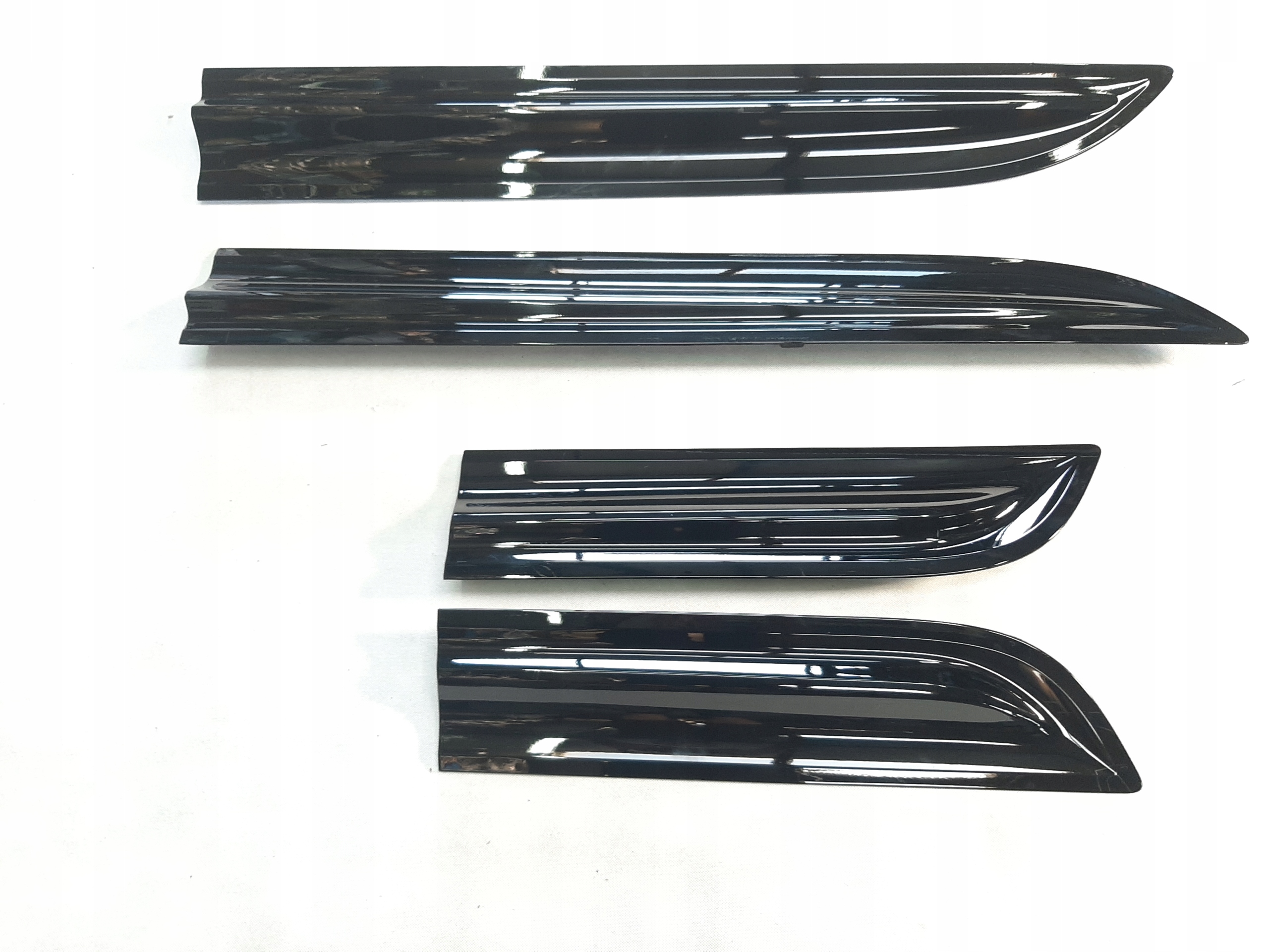 PORSCHE MACAN GTS LIFT 2021- LISTWA DRZWI KOMPLET 95B837890.1R