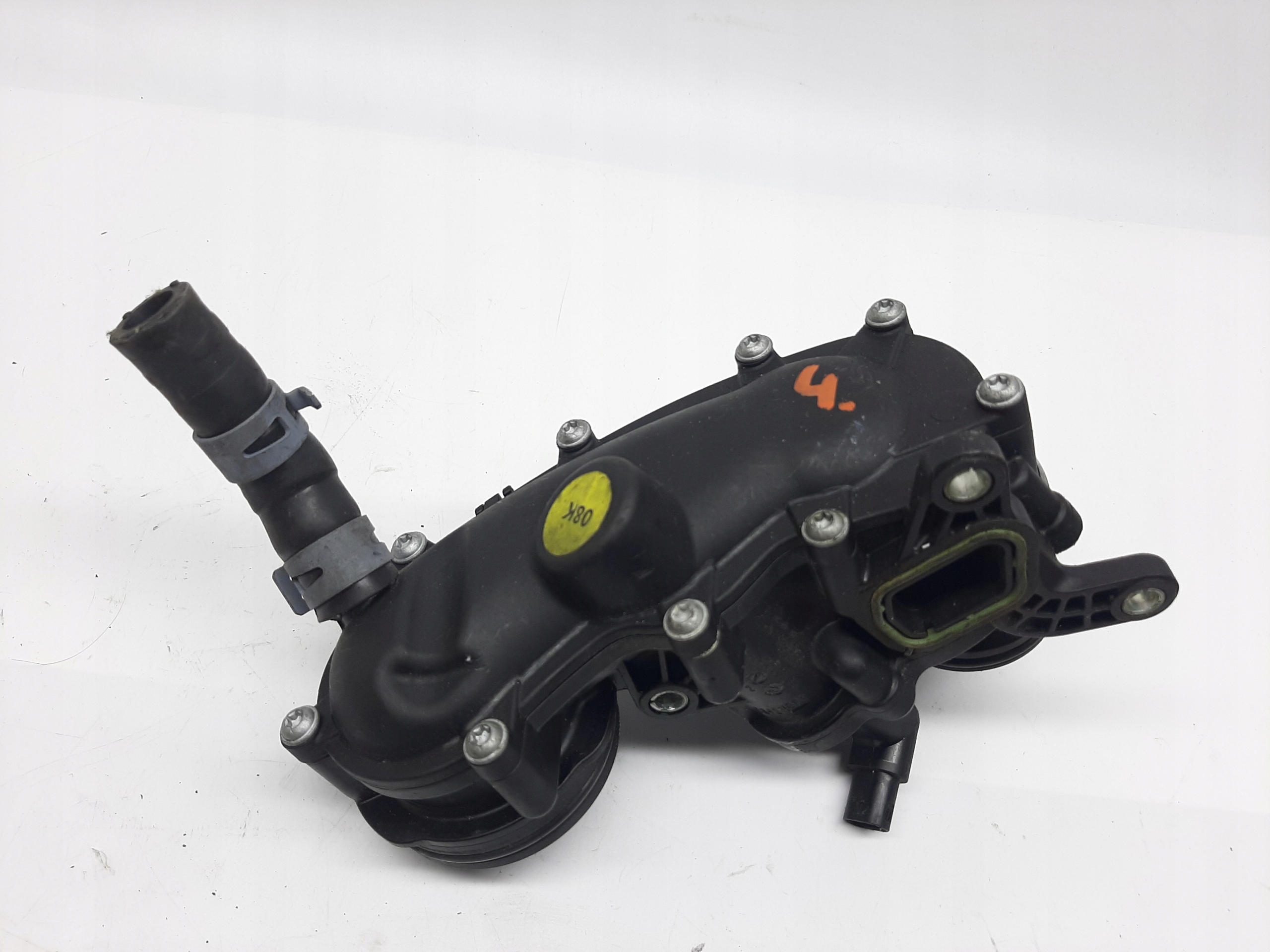 AUDI A6 C7 3.0 TDI 2010- TERMOSTAT OBUDOWA TERMOSTATU 059121111AQ