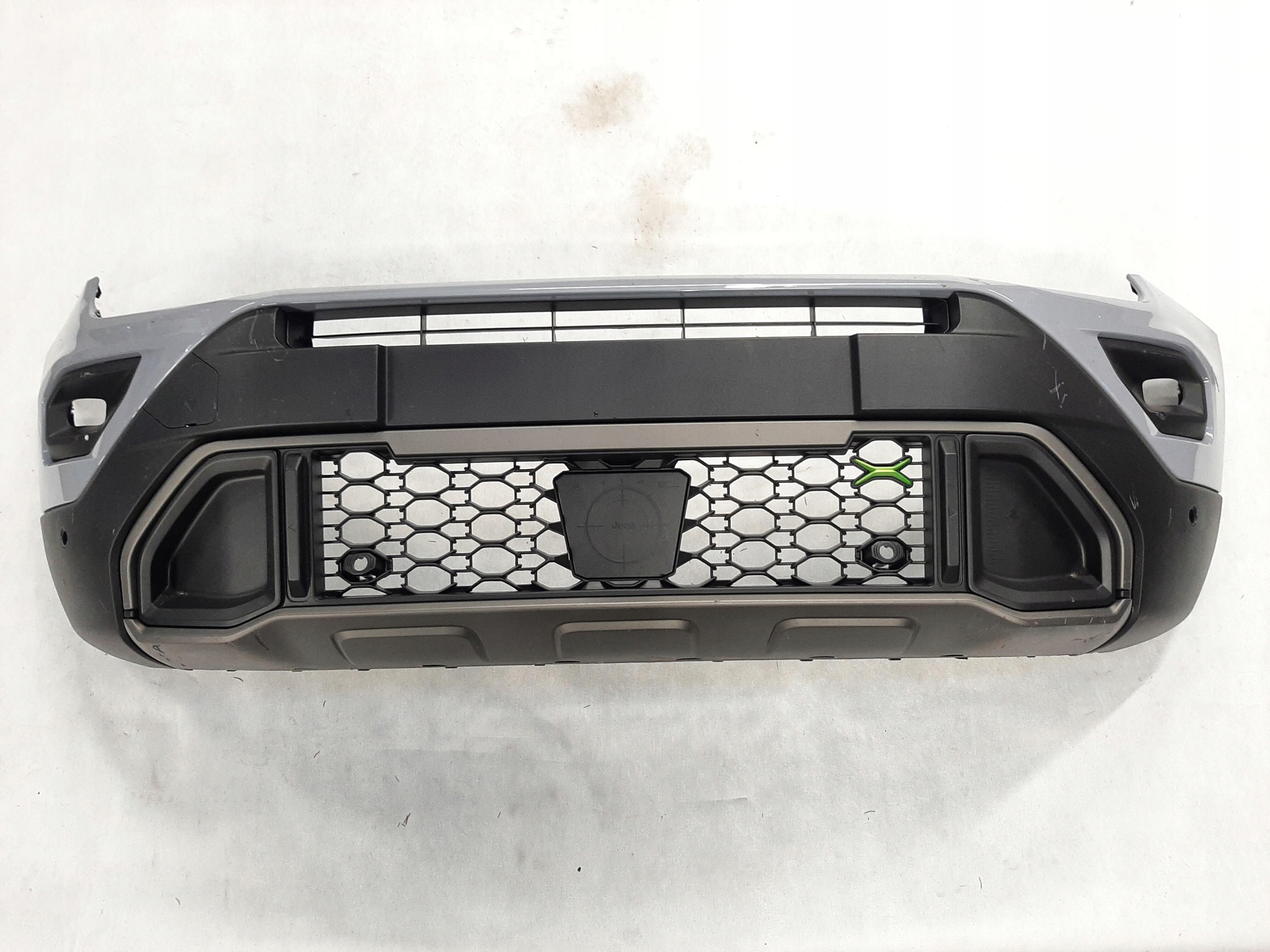 JEEP AVENGER 4Xe ZDERZAK PRZEDNI PRZÓD 735790613