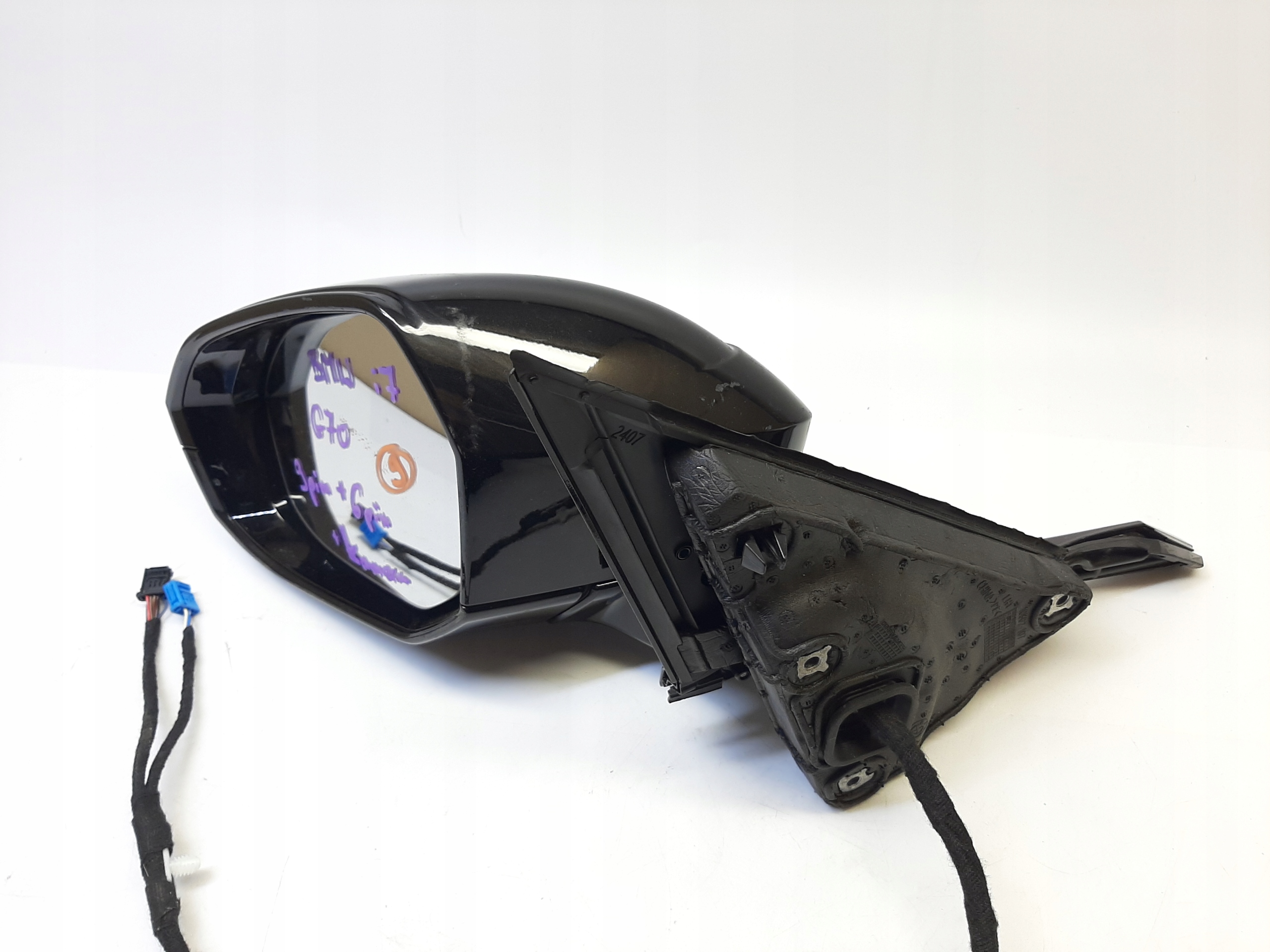 BMW i7 G70 LUSTERKO ZEWNĘTRZNE LEWE 9 + 6 PIN KAMERA 10802-100-01A - obrazek 2