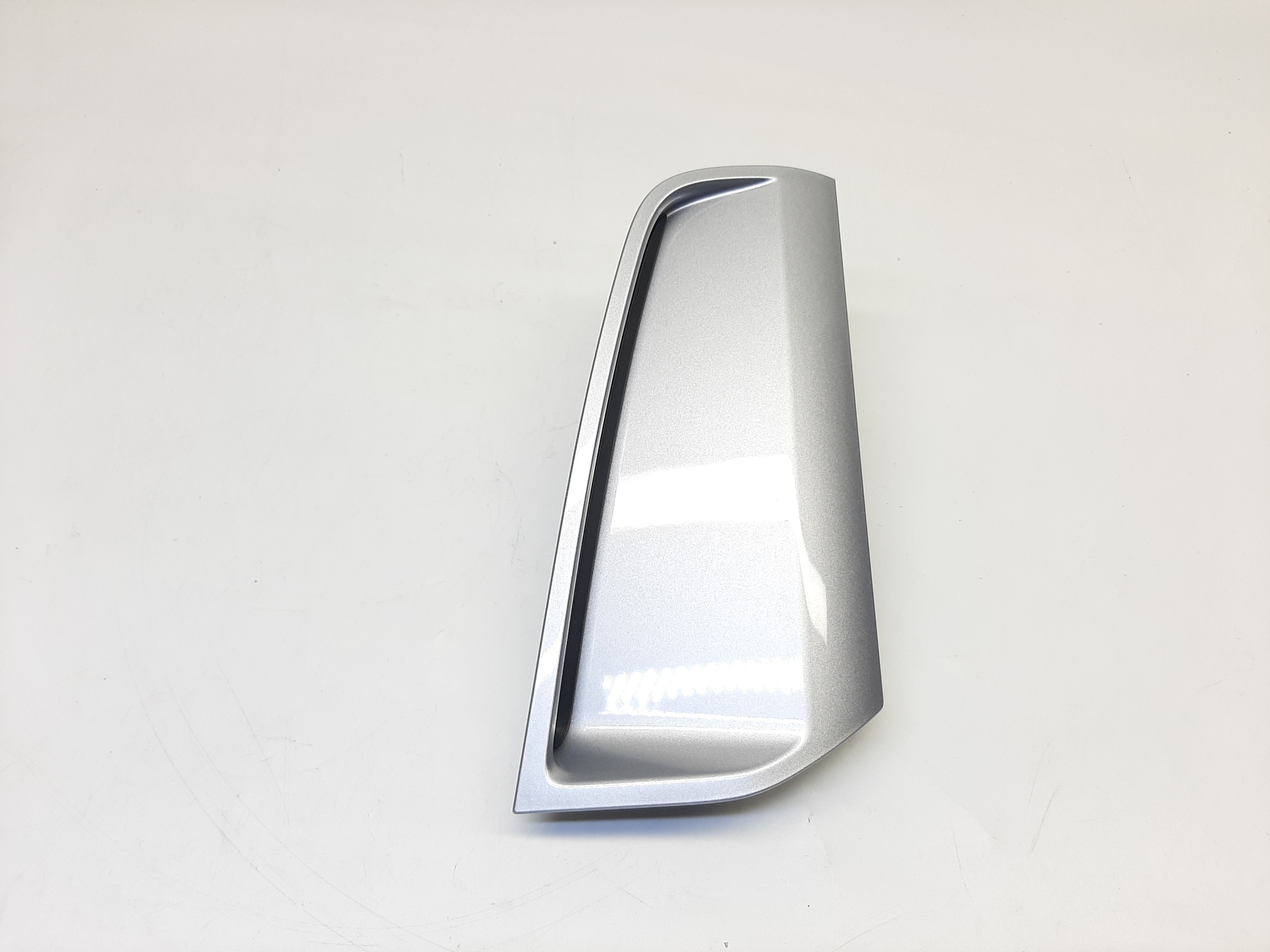 Audi A8 D5 Sport S (17-22) Nakładka Blenda Maskownica 4N0807668A