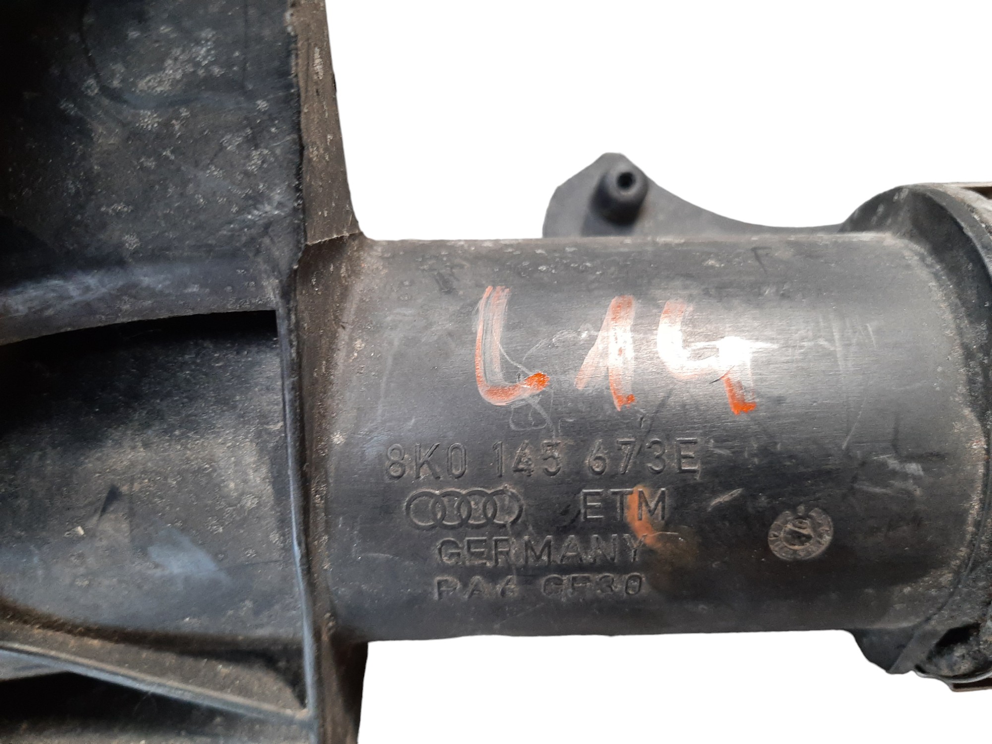 Audi A4 A5 Rura przewód intercolera Turbo 8K0145673E 8K0145737H - obrazek 2