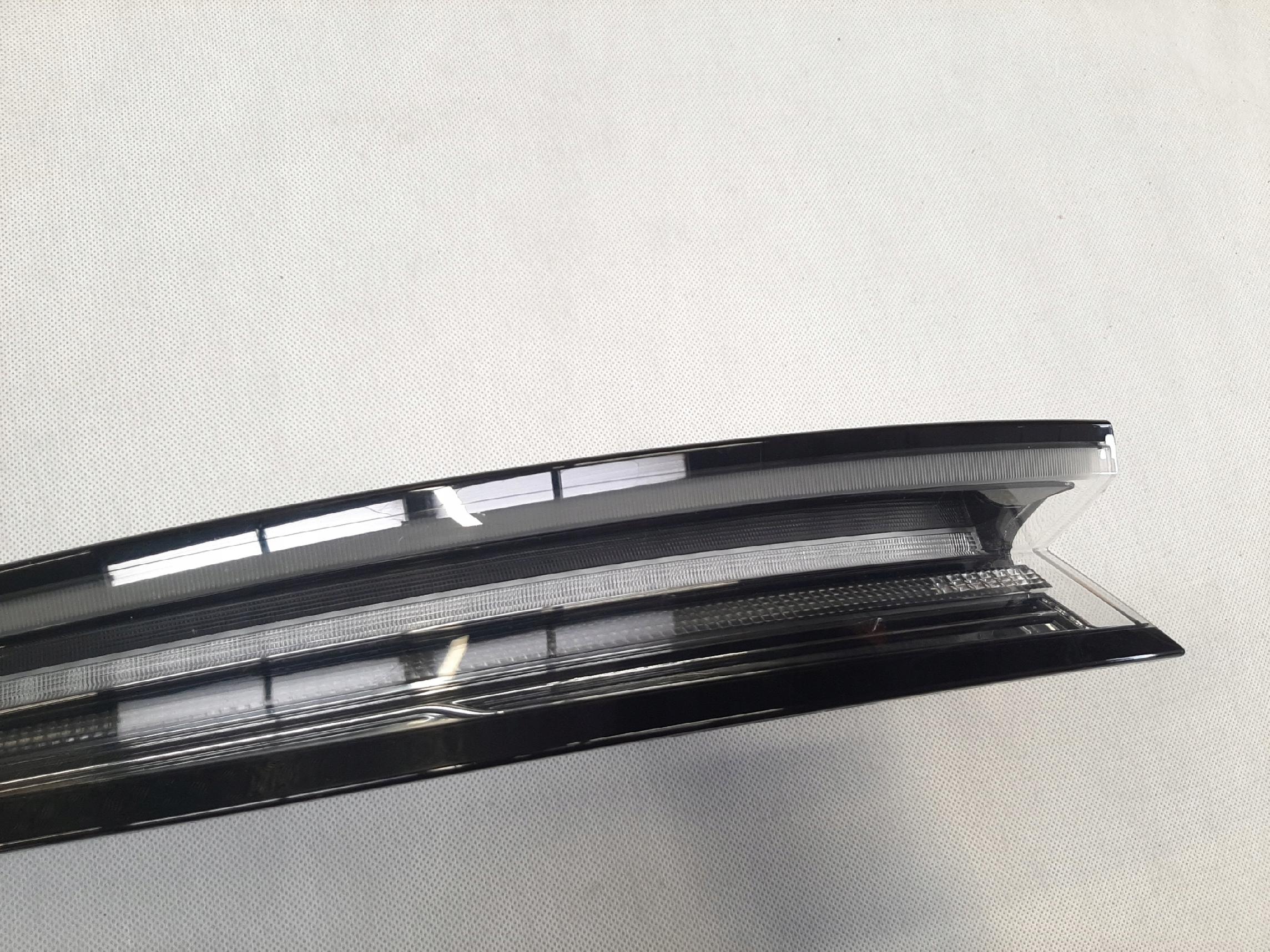 PORSCHE TAYCAN LAMPA TYŁ TYLNA LEWA LEWY ECE 9J1945095A - obrazek 2