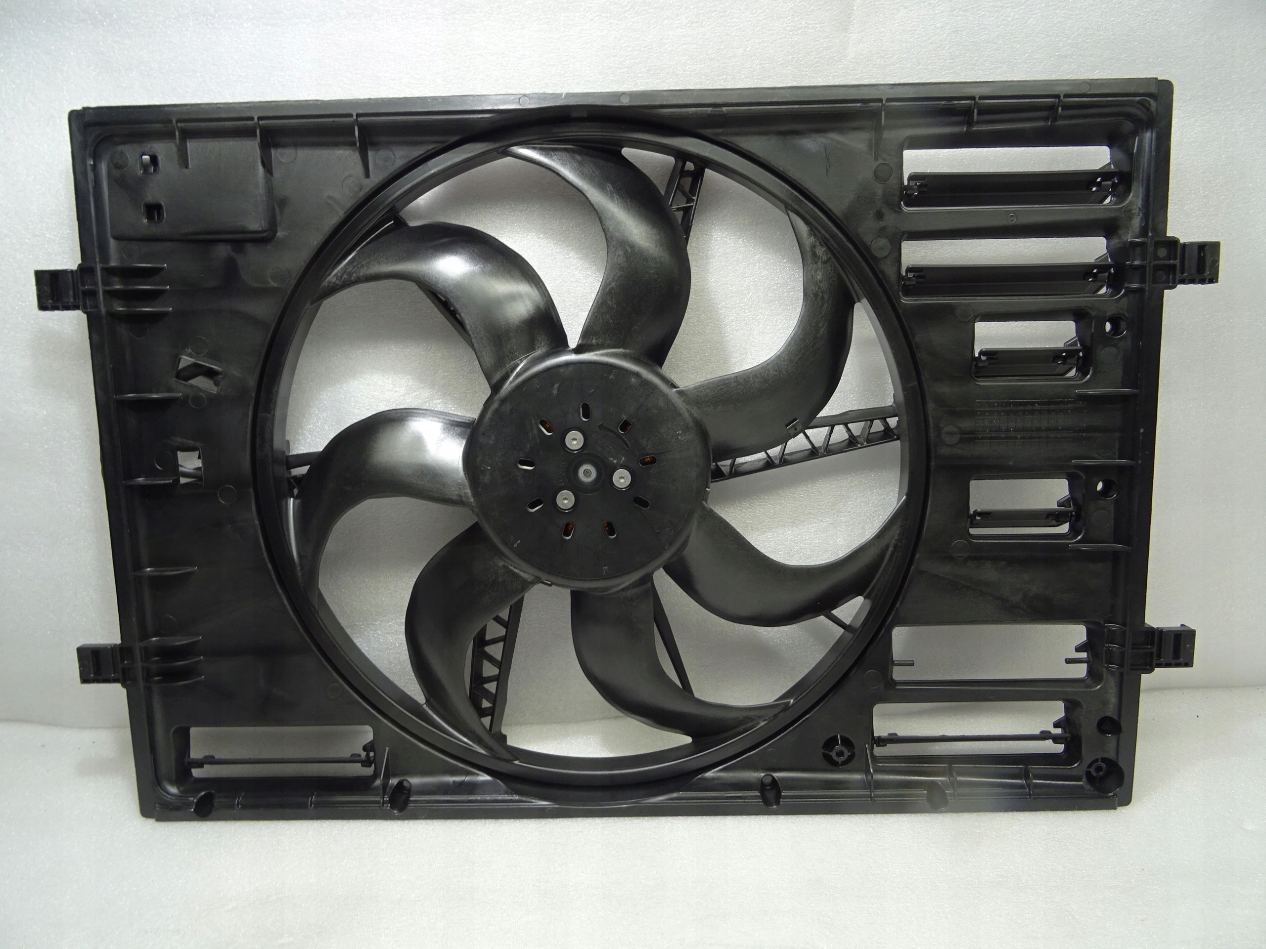 VW AUDI WENTYLATOR NOWY 5Q0959455BN 5Q0121205AN - obrazek 2