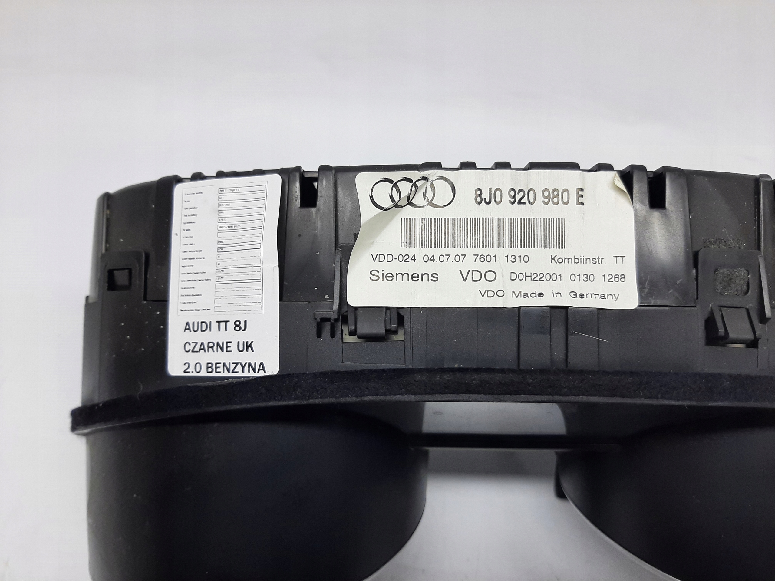 AUDI TT II 8J 2.0 TFSI 2006- LICZNIK ZEGARY 8J0920980E ANGLIK - obrazek 4
