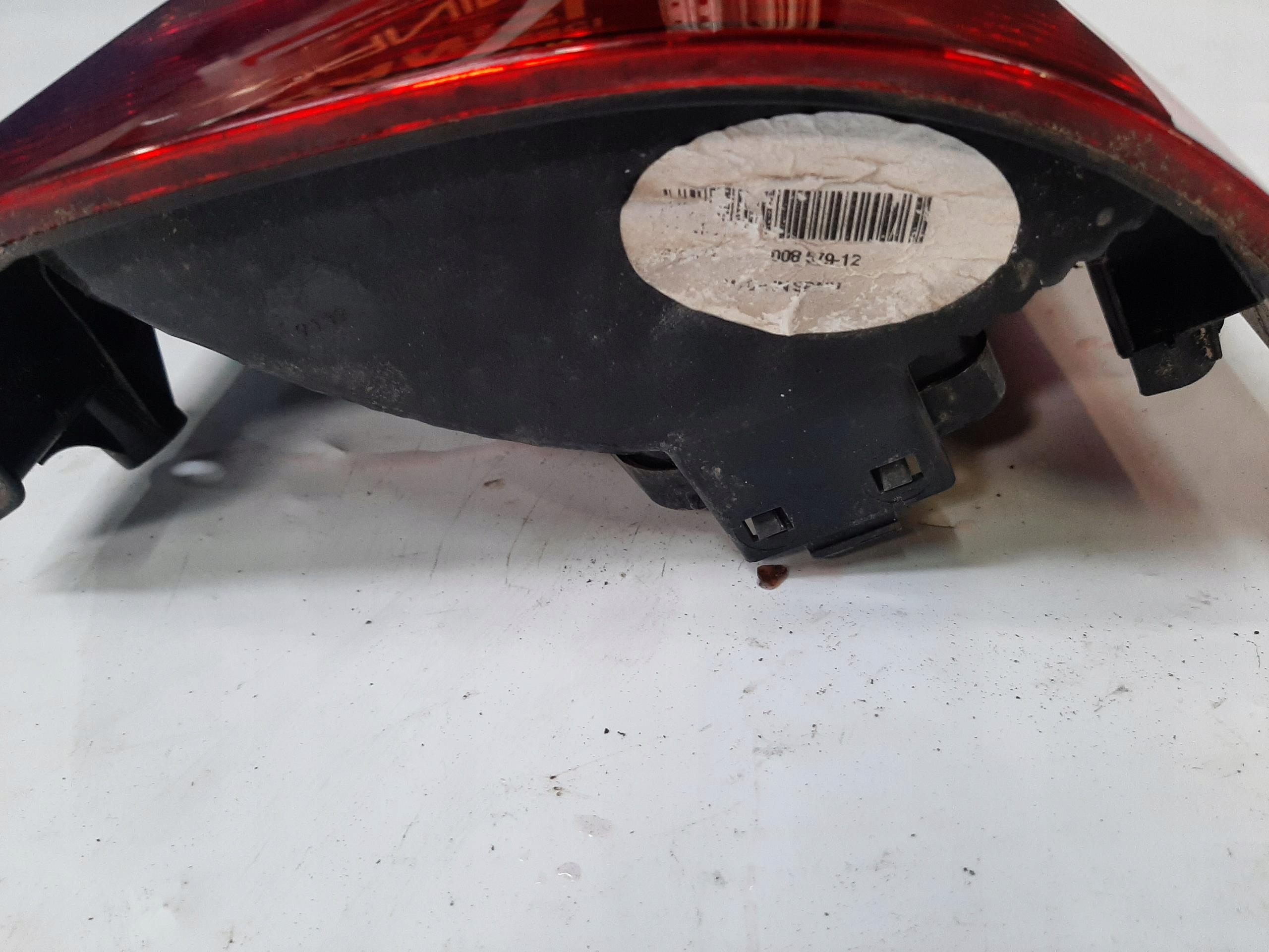 VW TRANSPORTER T5 LAMPA PRAWY TYŁ TYLNA 008979-121 - obrazek 2