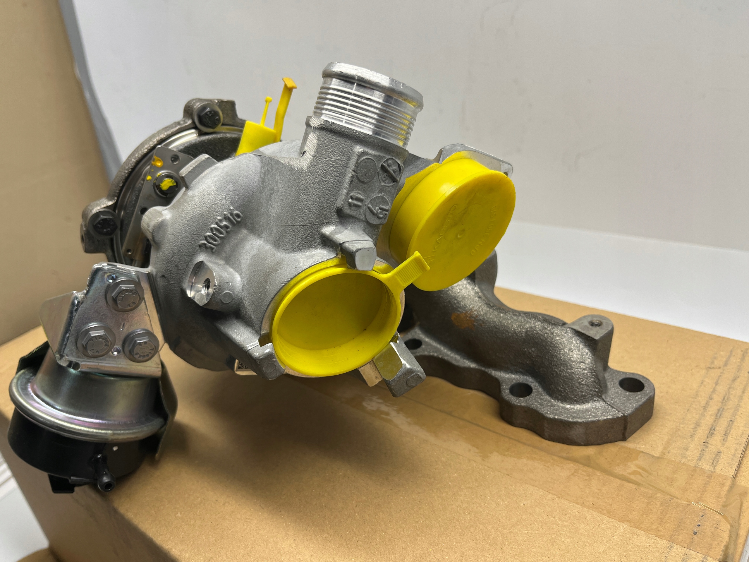 Vw Tiguan T-Roc TURBO Turbina Turbosprężarka 0Km 04L253010B - obrazek 4
