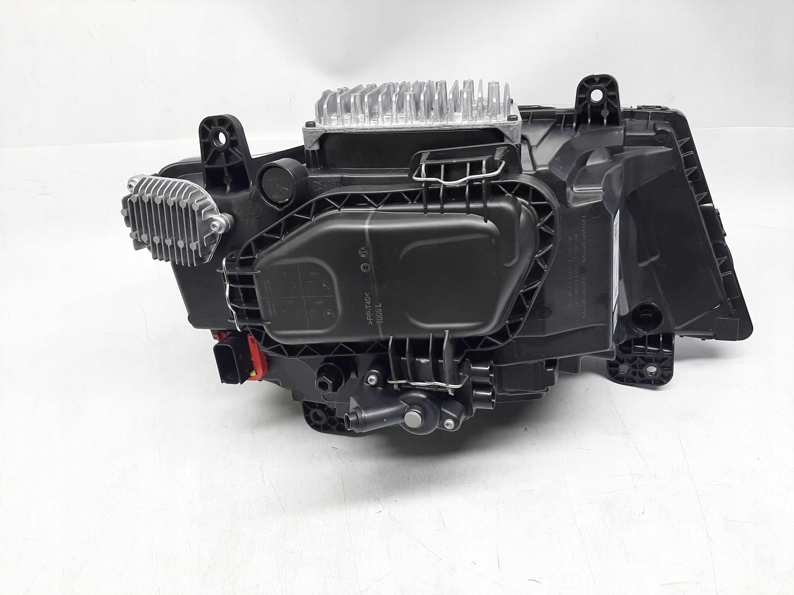 MAN TGX TGS REFLEKTOR LAMPA LED PRZÓD LEWA 81251016861 - obrazek 4