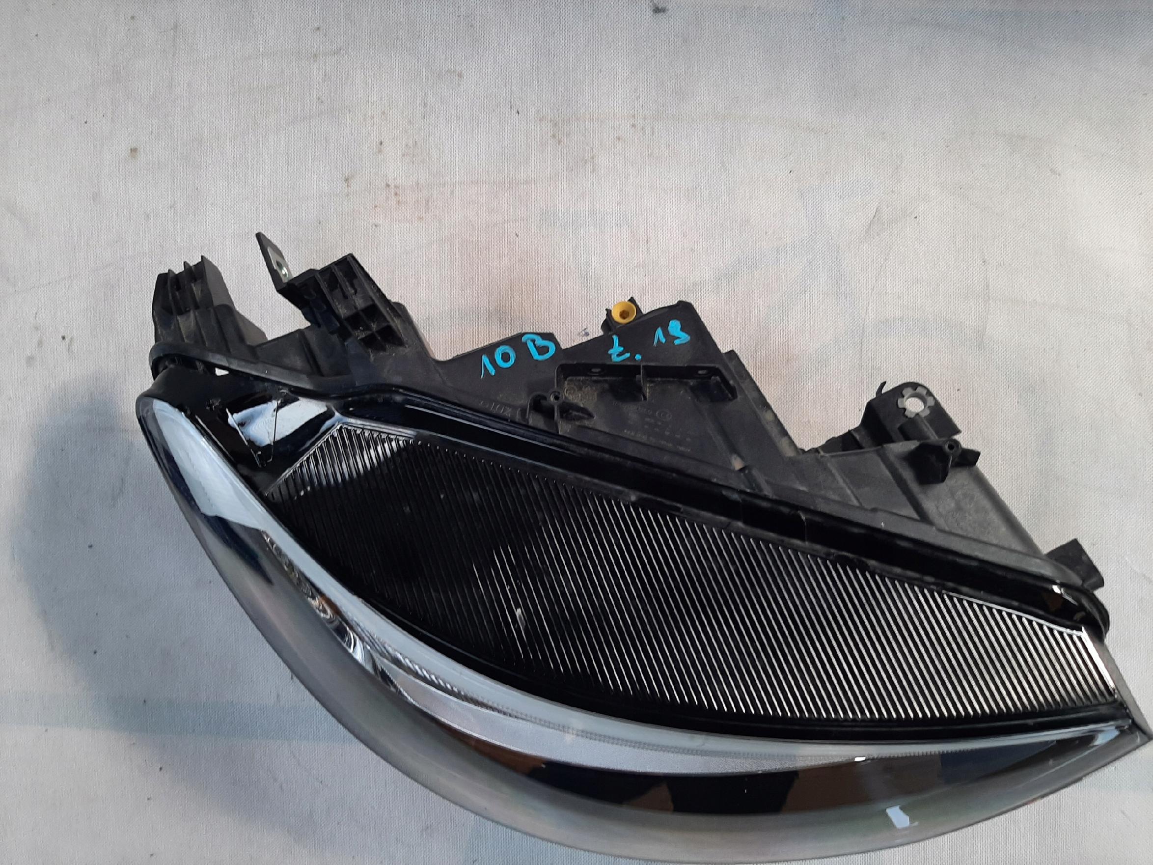 VW ID.3 REFLEKTOR LED LAMPA PRZÓD PRZEDNIA PRAWA 10B941006A - obrazek 3