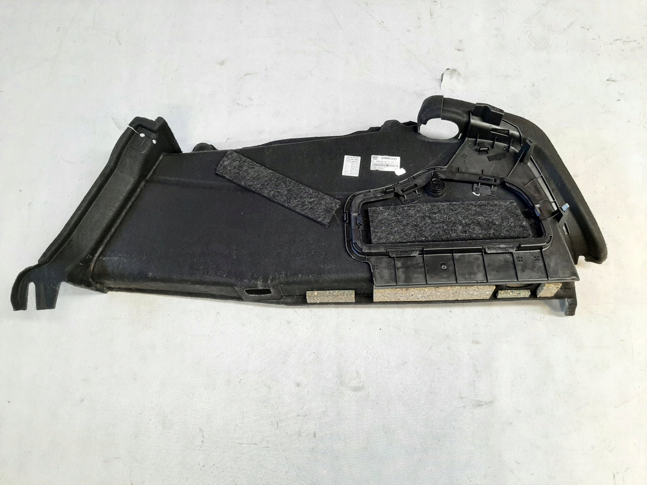 AUDI A6 C7 LIFT 2014- BOCZEK TAPICERKA BAGAŻNIKA LEWY TYŁ 4G5863887D - obrazek 4