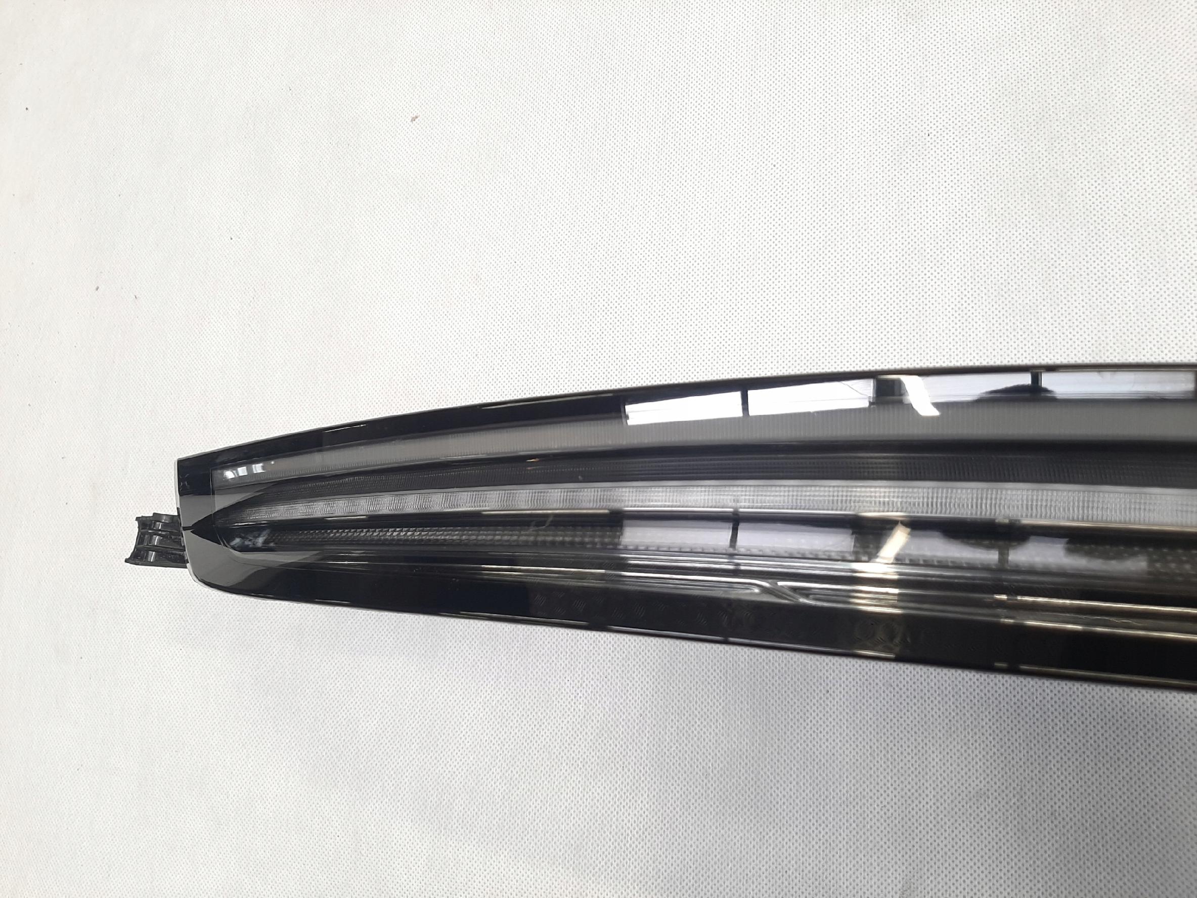 PORSCHE TAYCAN LAMPA TYŁ TYLNA LEWA LEWY ECE 9J1945095A - obrazek 3