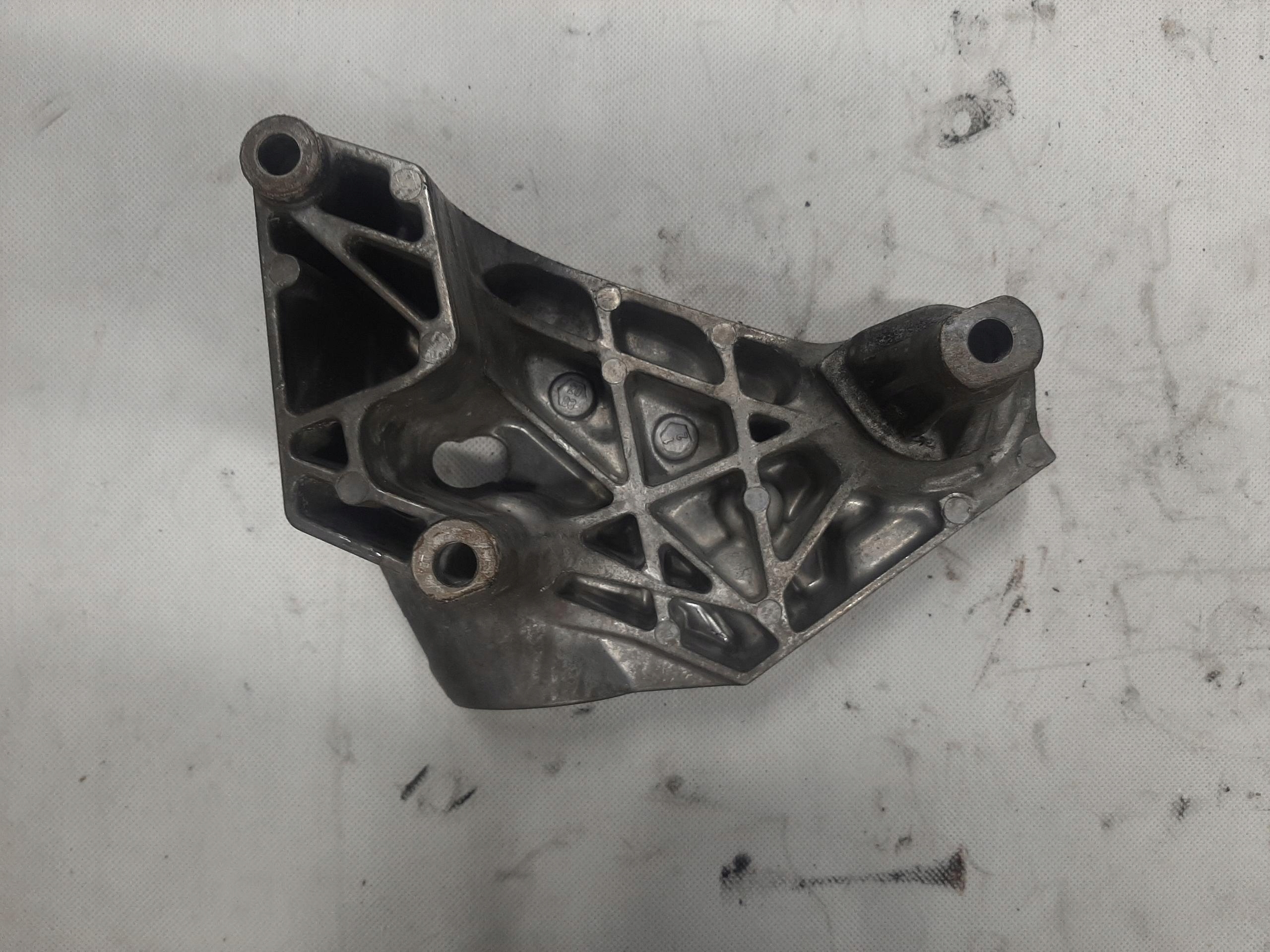 VW GOLF IV AUDI A3 8L 1.9 TDI ŁAPA MOCOWANIE SILNIKA 038199207AG - obrazek 4