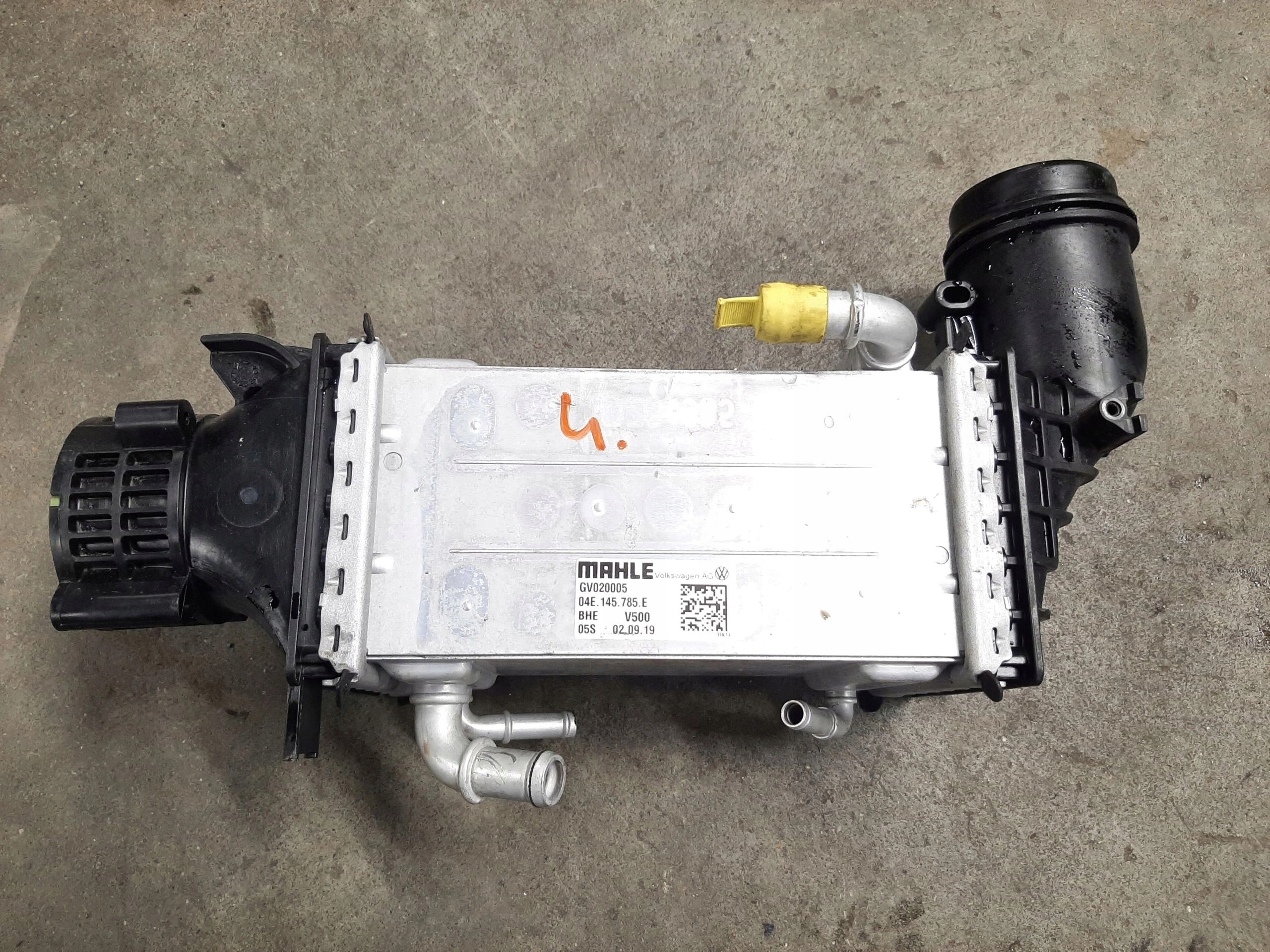 VW Golf Passat Polo Caddy Intercooler Chłodnica Powietrza 1.5 04E145785E - obrazek 3