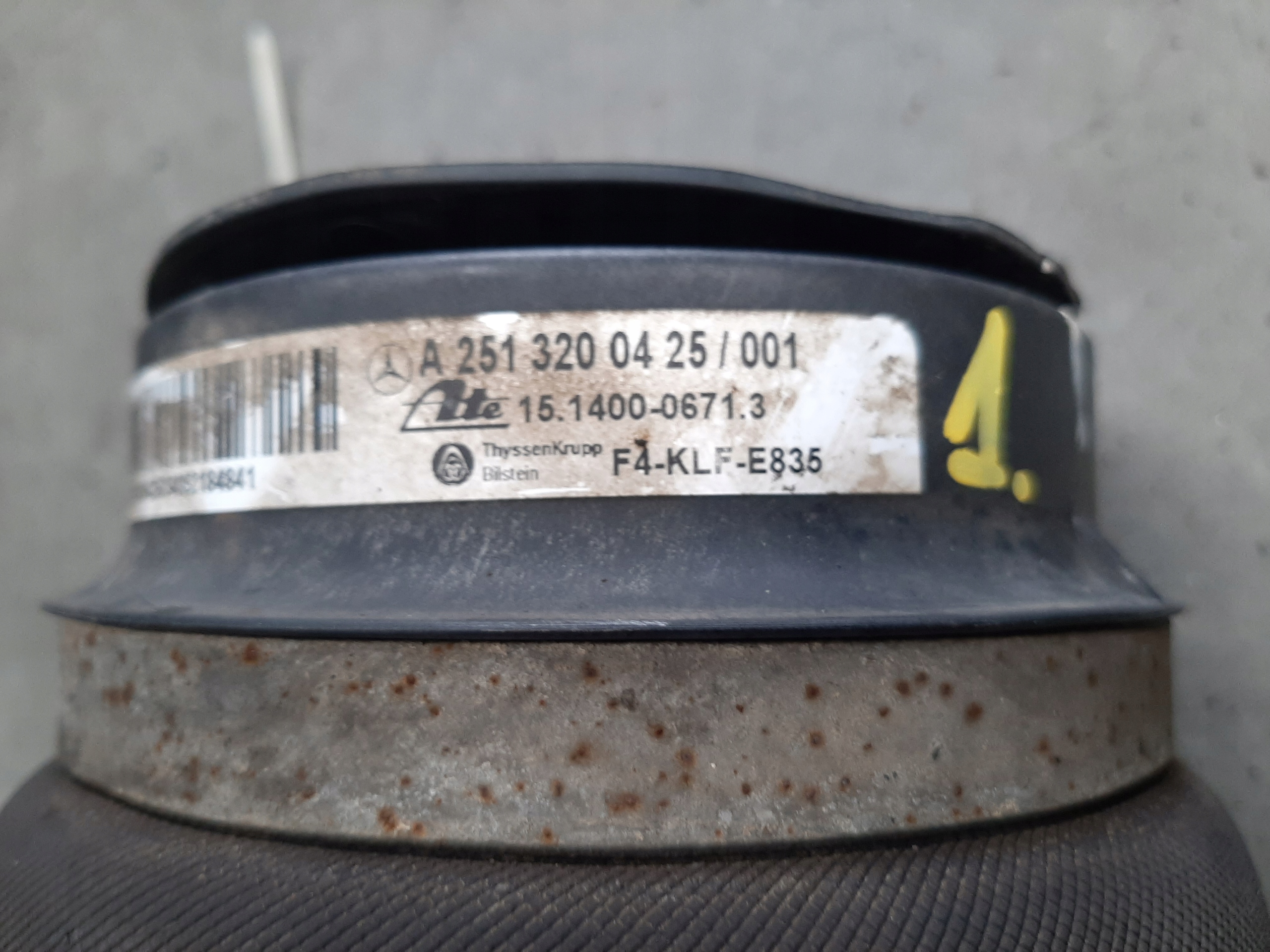 MERCEDES-BENZ R-CLASS W251 4MATIC PODUSZKA MIECH TYŁ A2513200425 - obrazek 2
