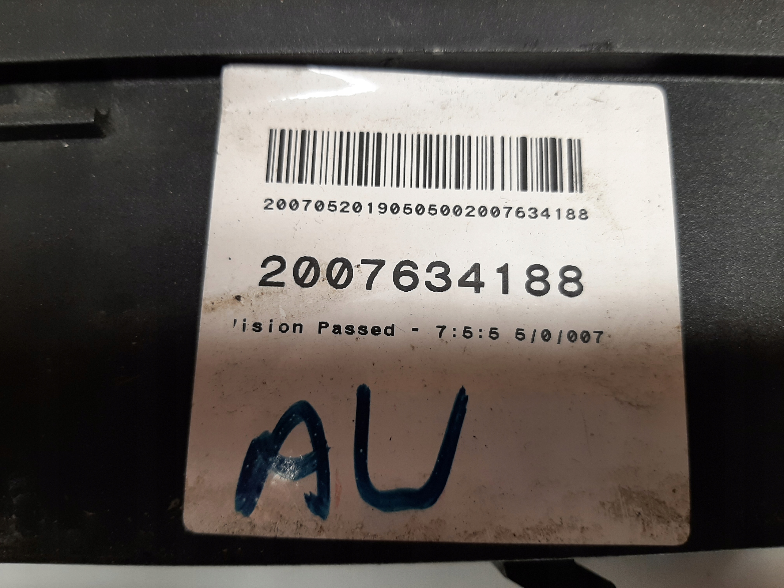RANGE ROVER SPORT OVERFINCH SKRZYNKA BEZPIECZNIKÓW YMB507310B - obrazek 4