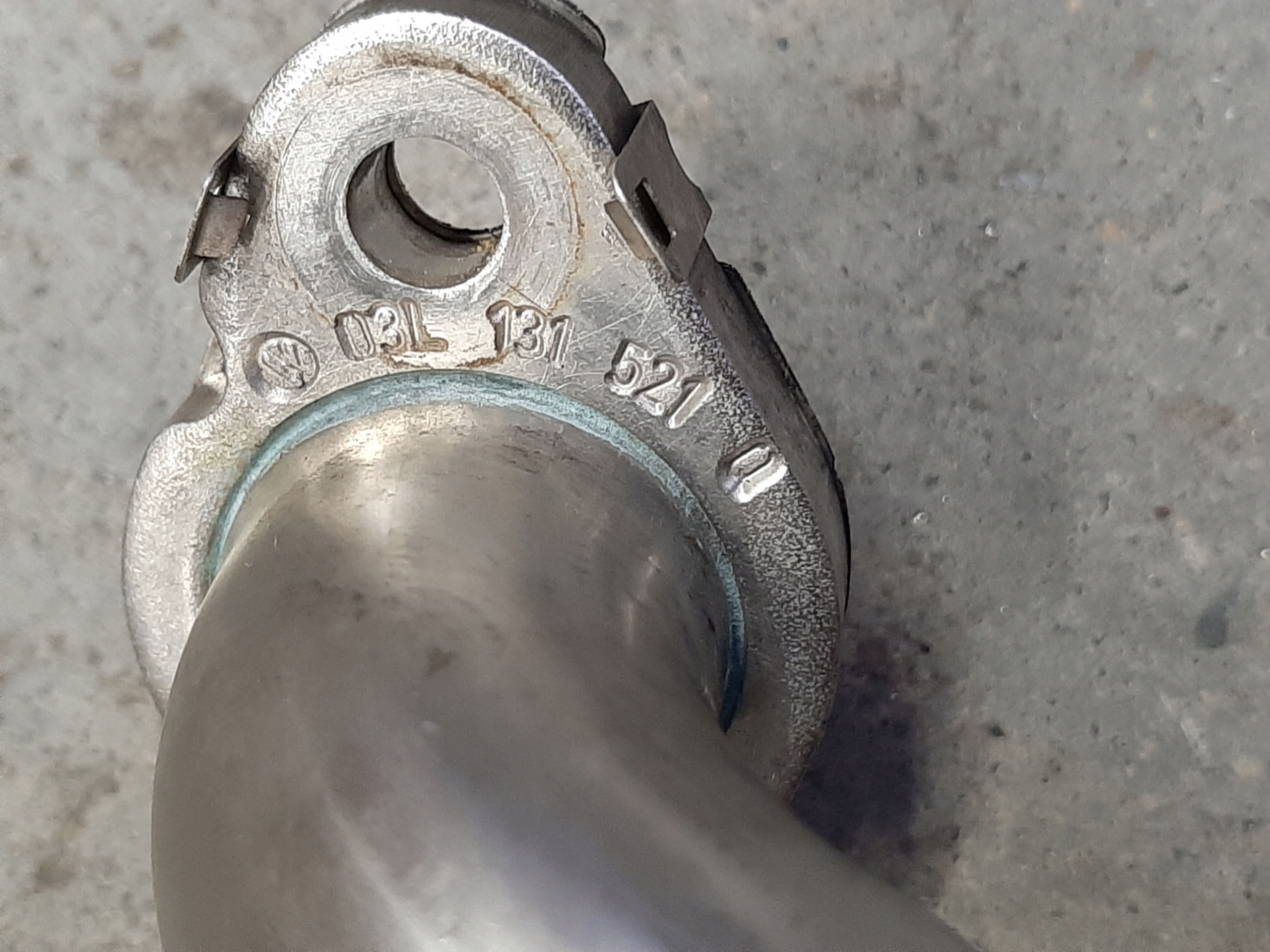 VW POLO V 2009- 1.6 TDI CAY PRZEWÓD RURKA EGR 03L131521Q - obrazek 3