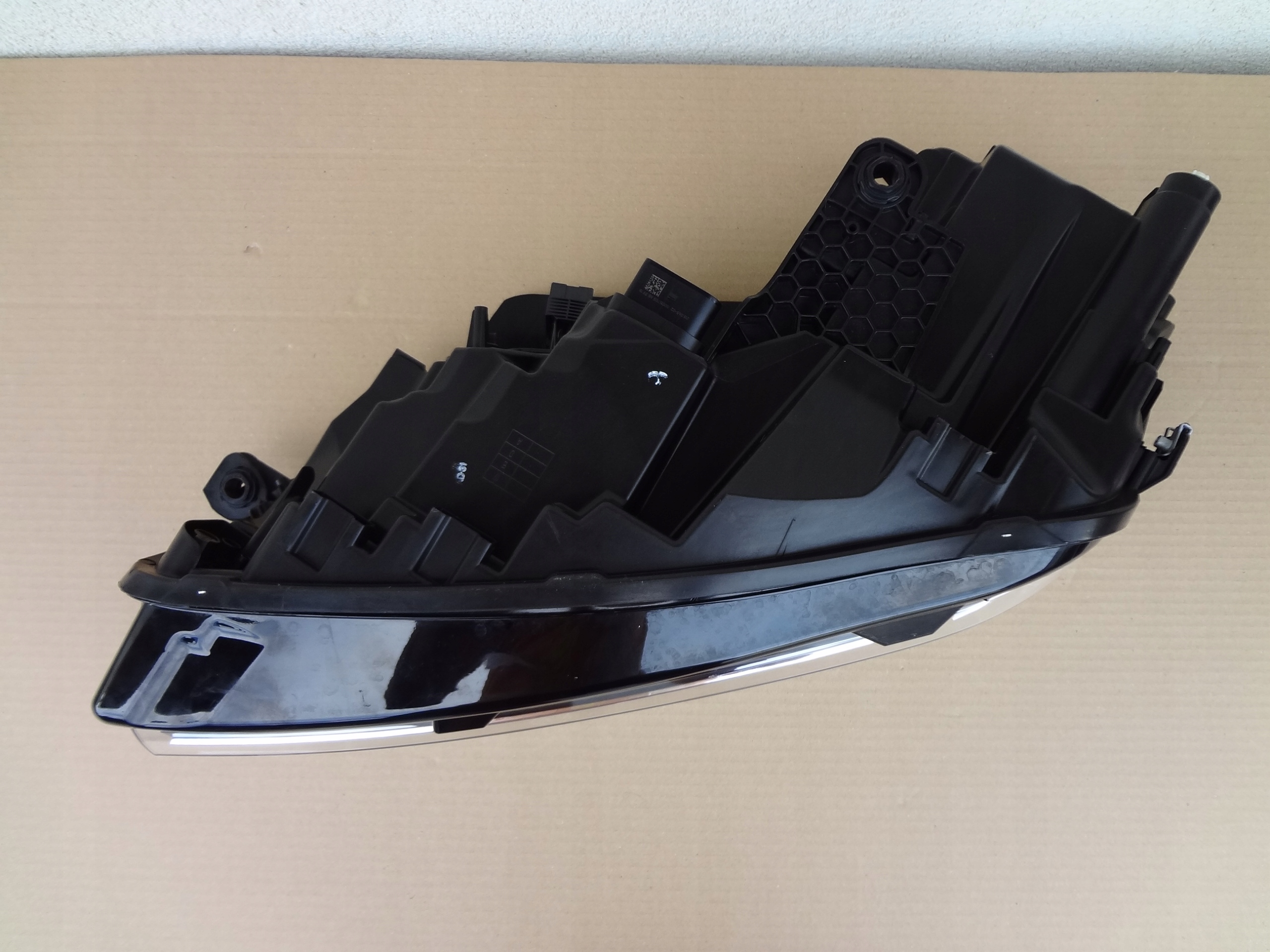 VW TOUAREG 2017+ REFLEKTOR LAMPA PRAWA 761941036 - obrazek 16