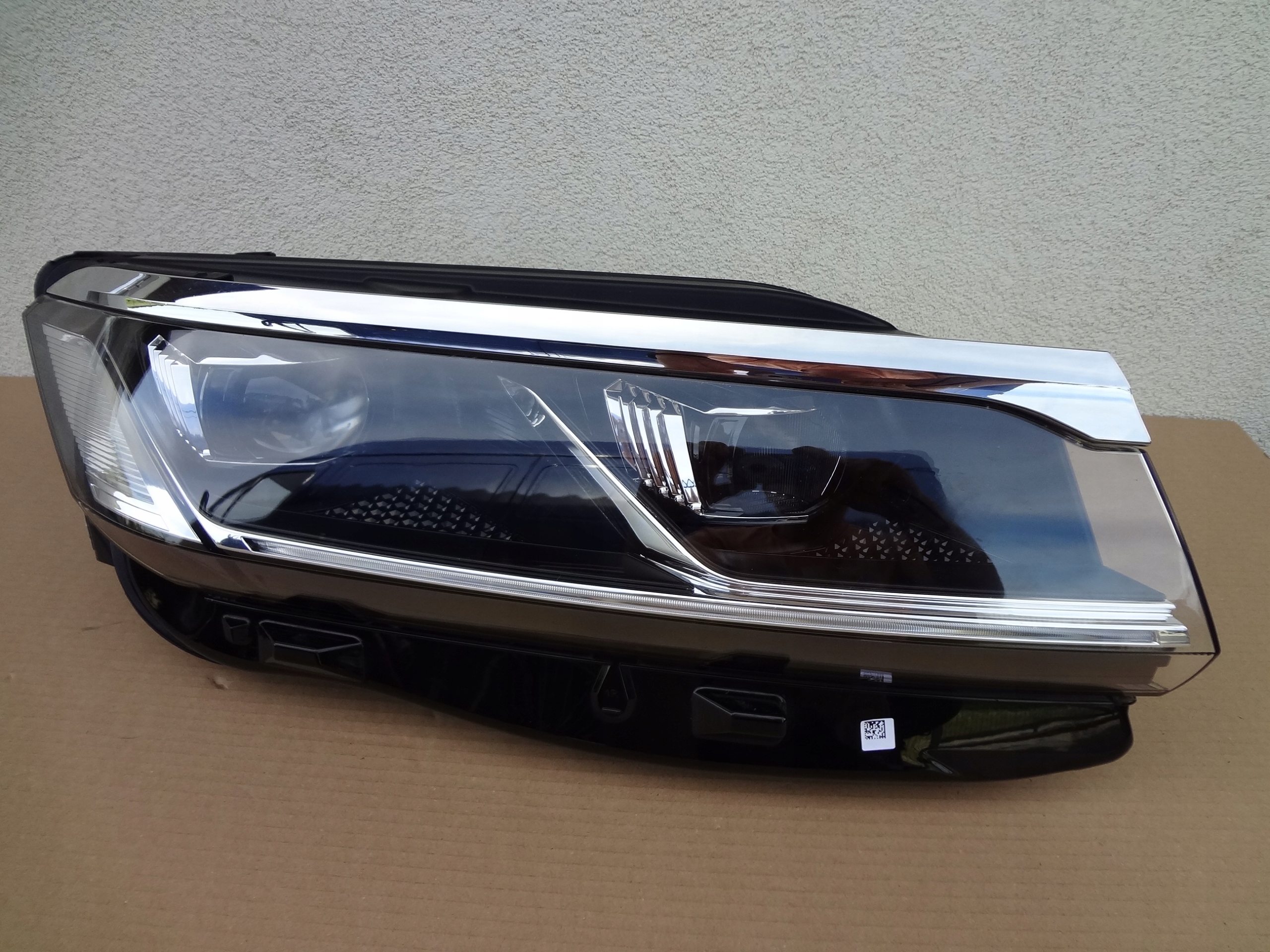 VW TOUAREG 2017+ REFLEKTOR LAMPA PRAWA 761941036 - obrazek 12