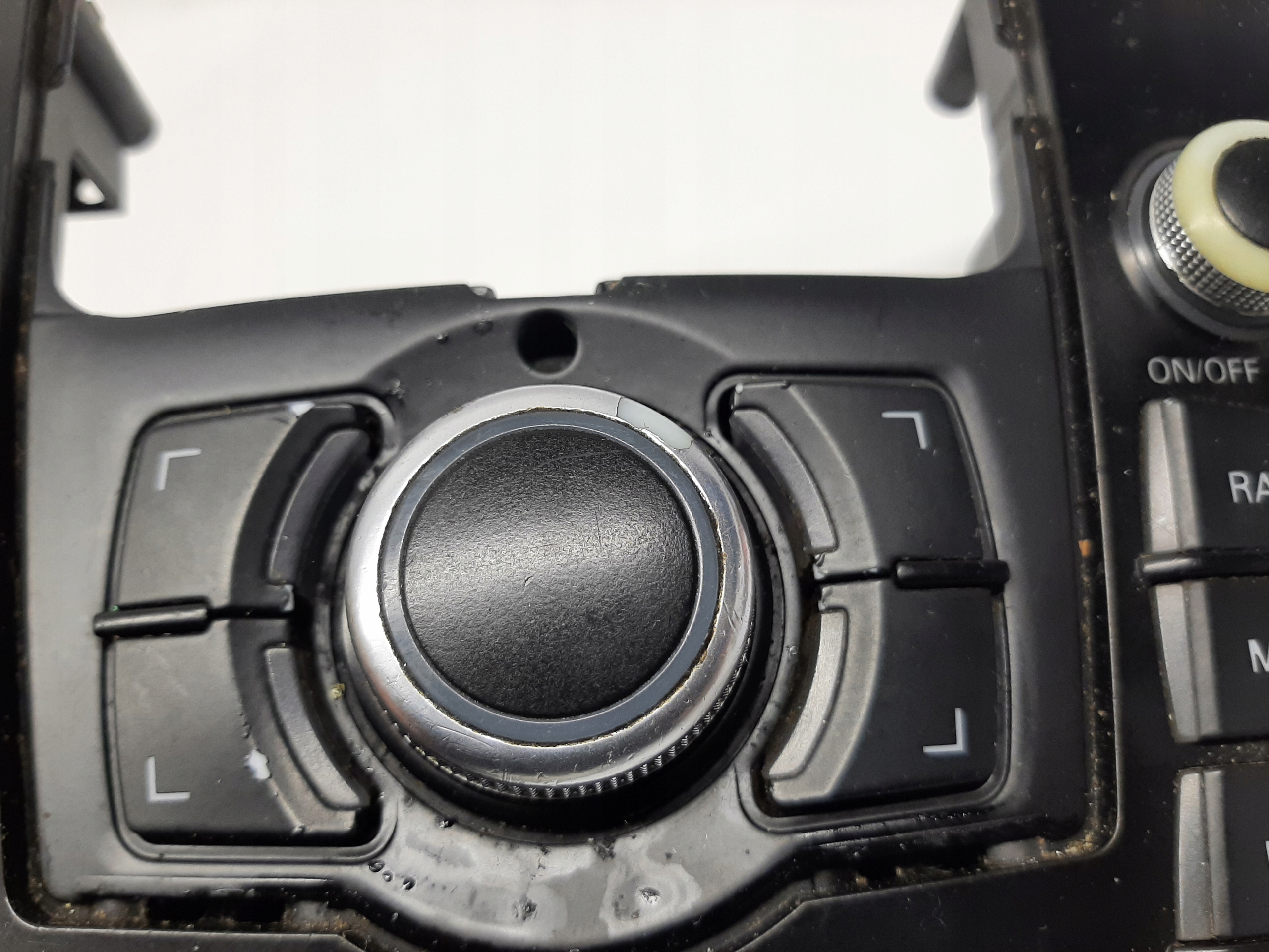 AUDI Q7 3.0 TDI 2005- PANEL STEROWANIA NAWIGACJI RADIA 4L0919610 - obrazek 3