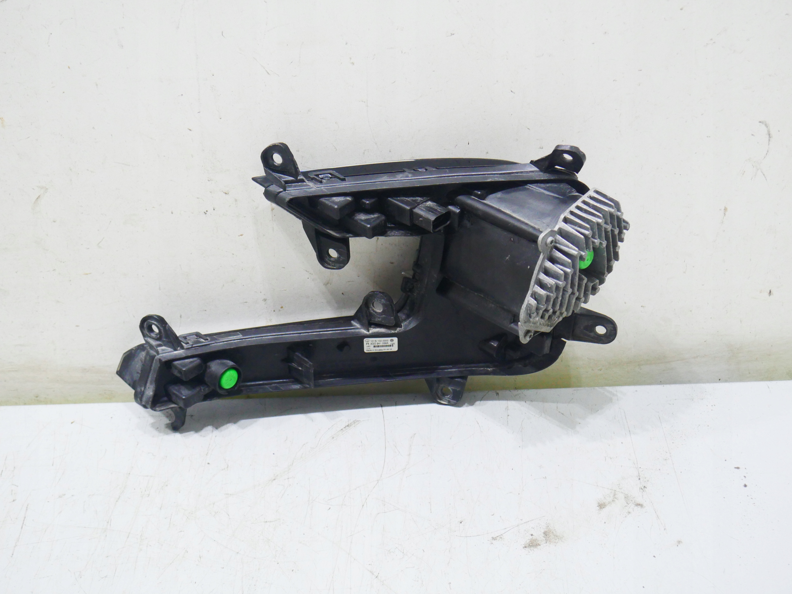 VOLKSWAGEN PASSAT B8 GTE 2019- LAMPA LED DRL PRAWA 3G0941056A - obrazek 4