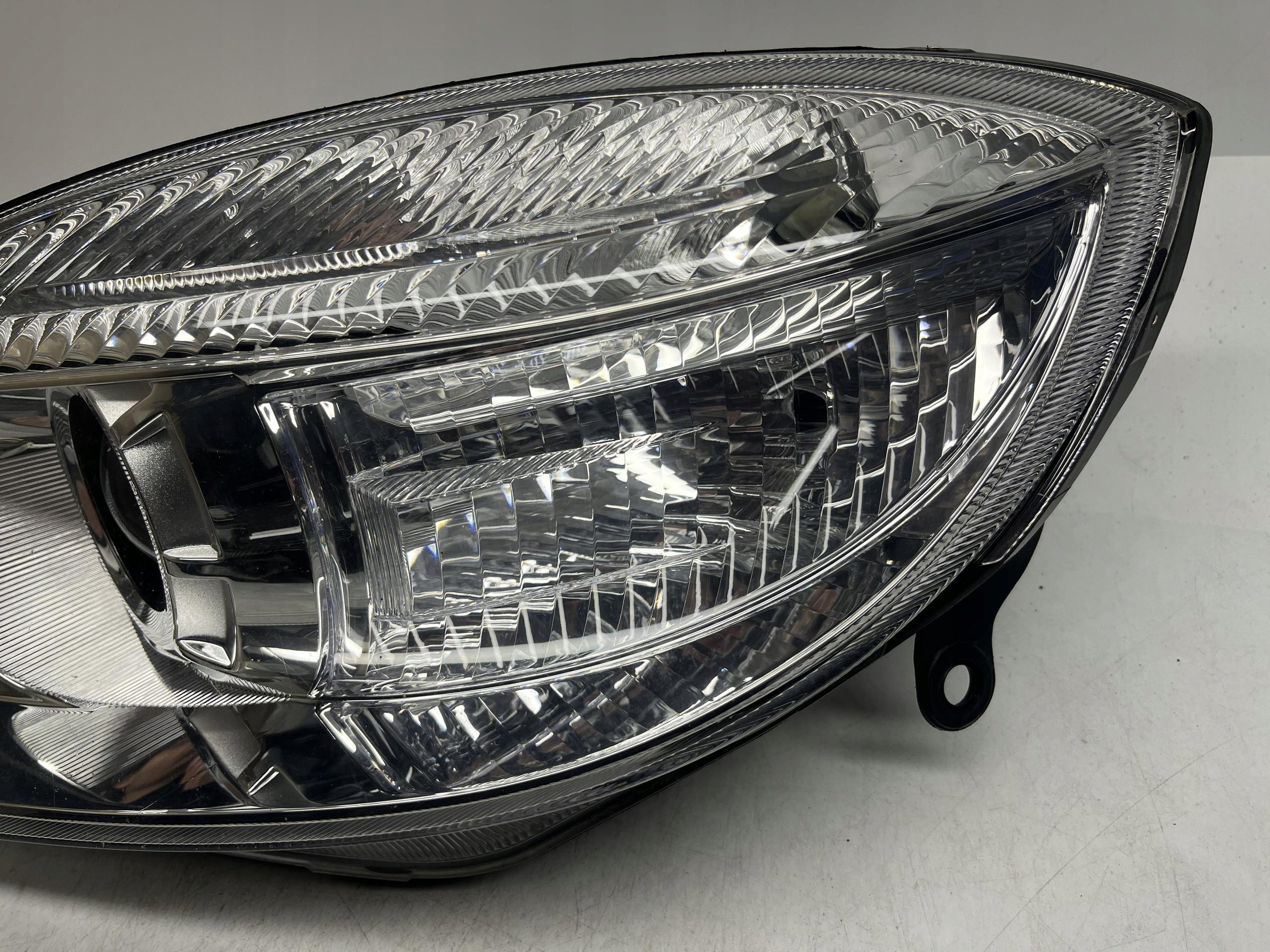SKODA Fabia Reflektor Lampa Przód Lewy LED 5J1941015A - obrazek 3