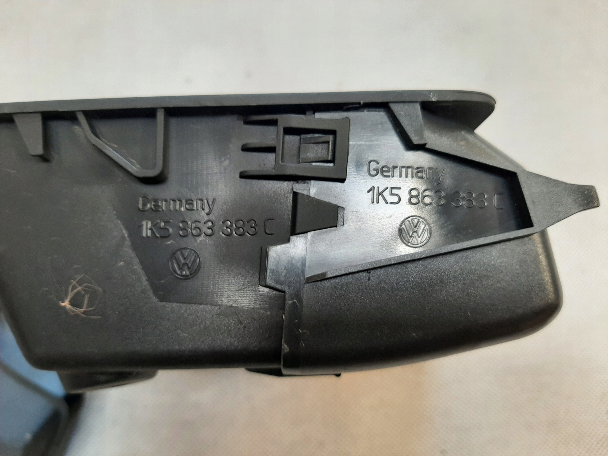 VW GOLF VI CABRIO 2011-16 SCHOWEK TUNELU ŚRODKOWEGO 1K5863383C - obrazek 3