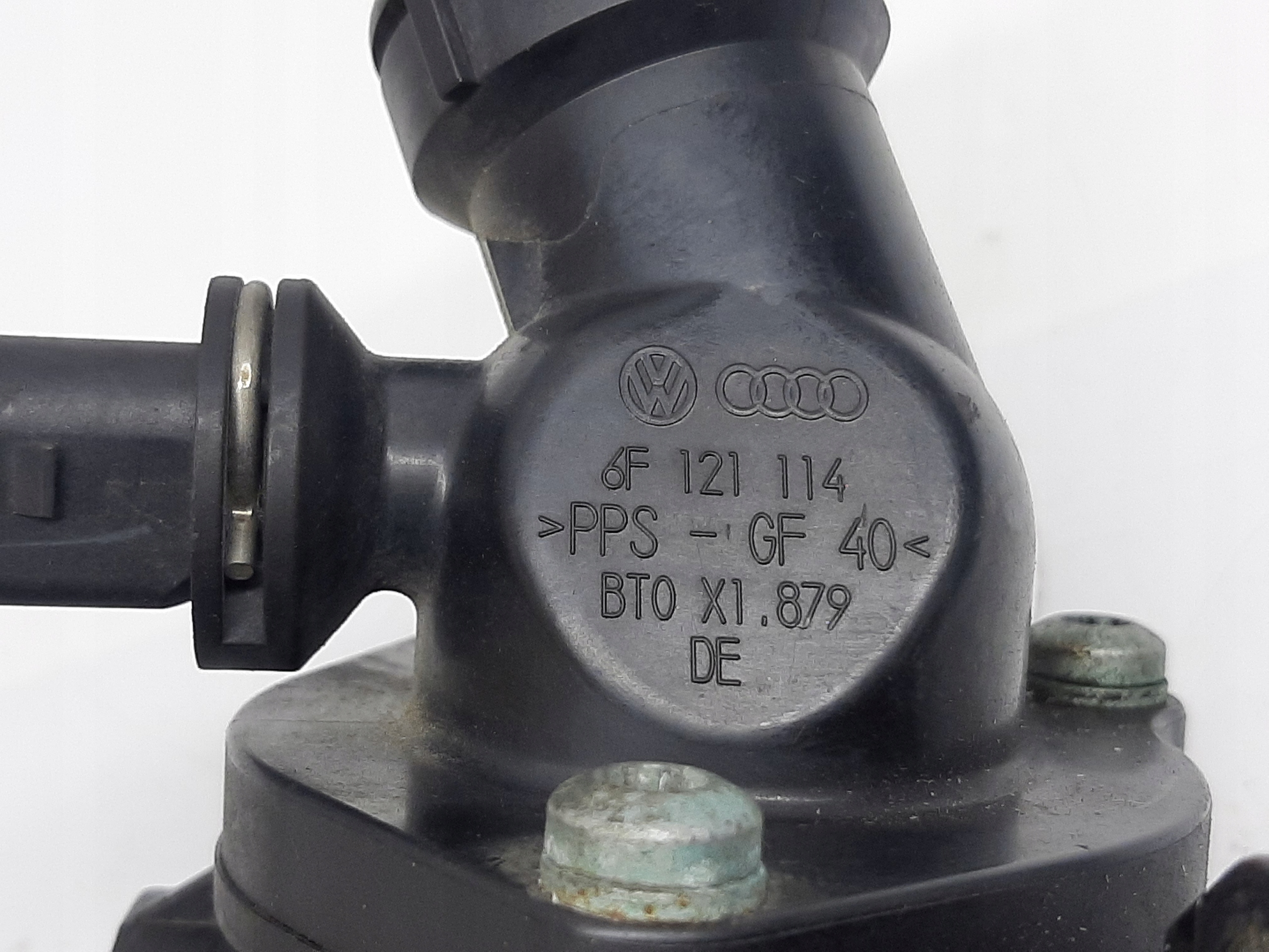 AUDI VW SEAT SKODA 2.0 TFSI TSI OBUDOWA TERMOSTATU TERMOSTAT 06F121111 - obrazek 3