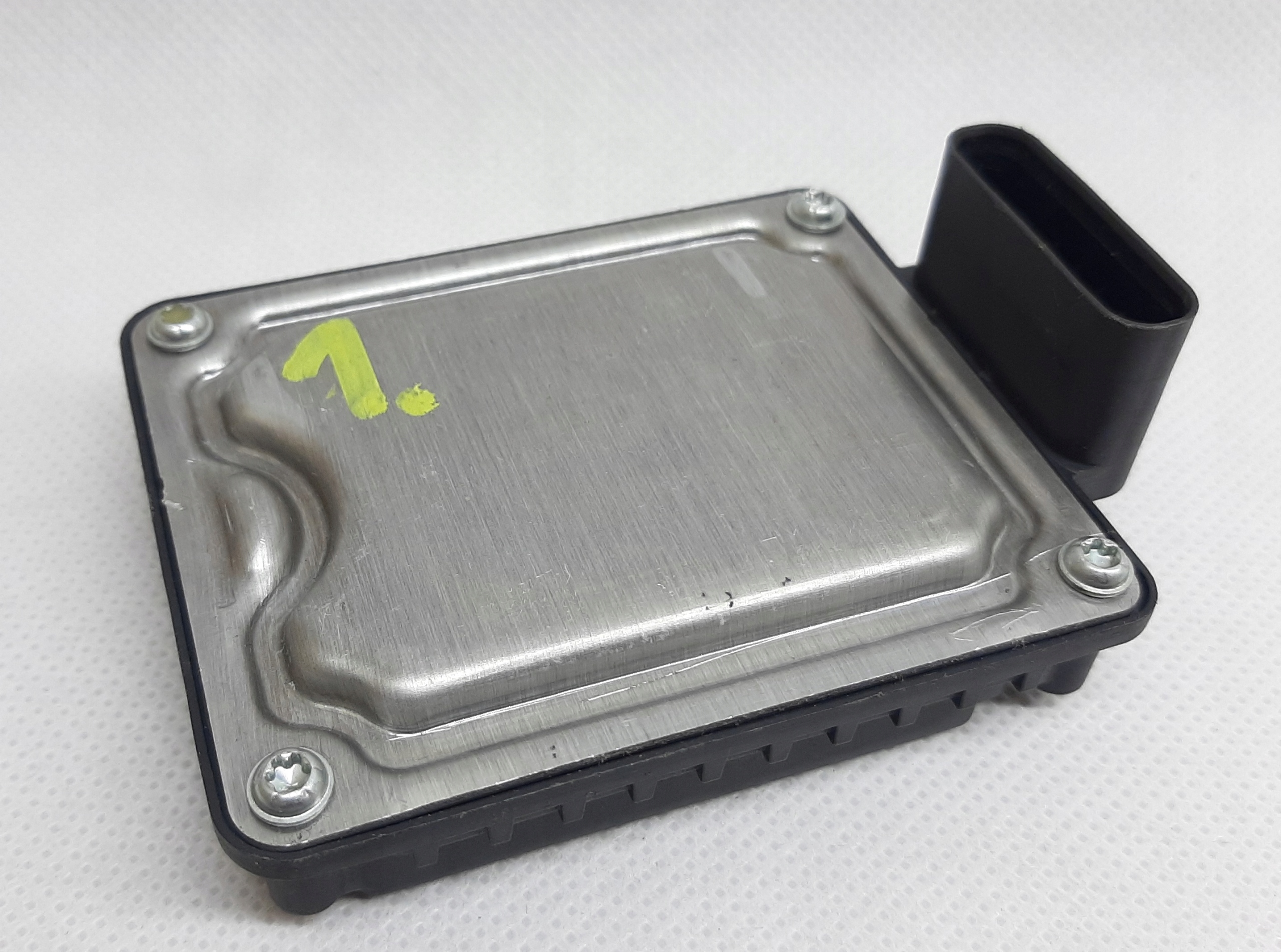 VW Audi Skoda Radar ACC Sensor NOWY 2Q0907572J - obrazek 3
