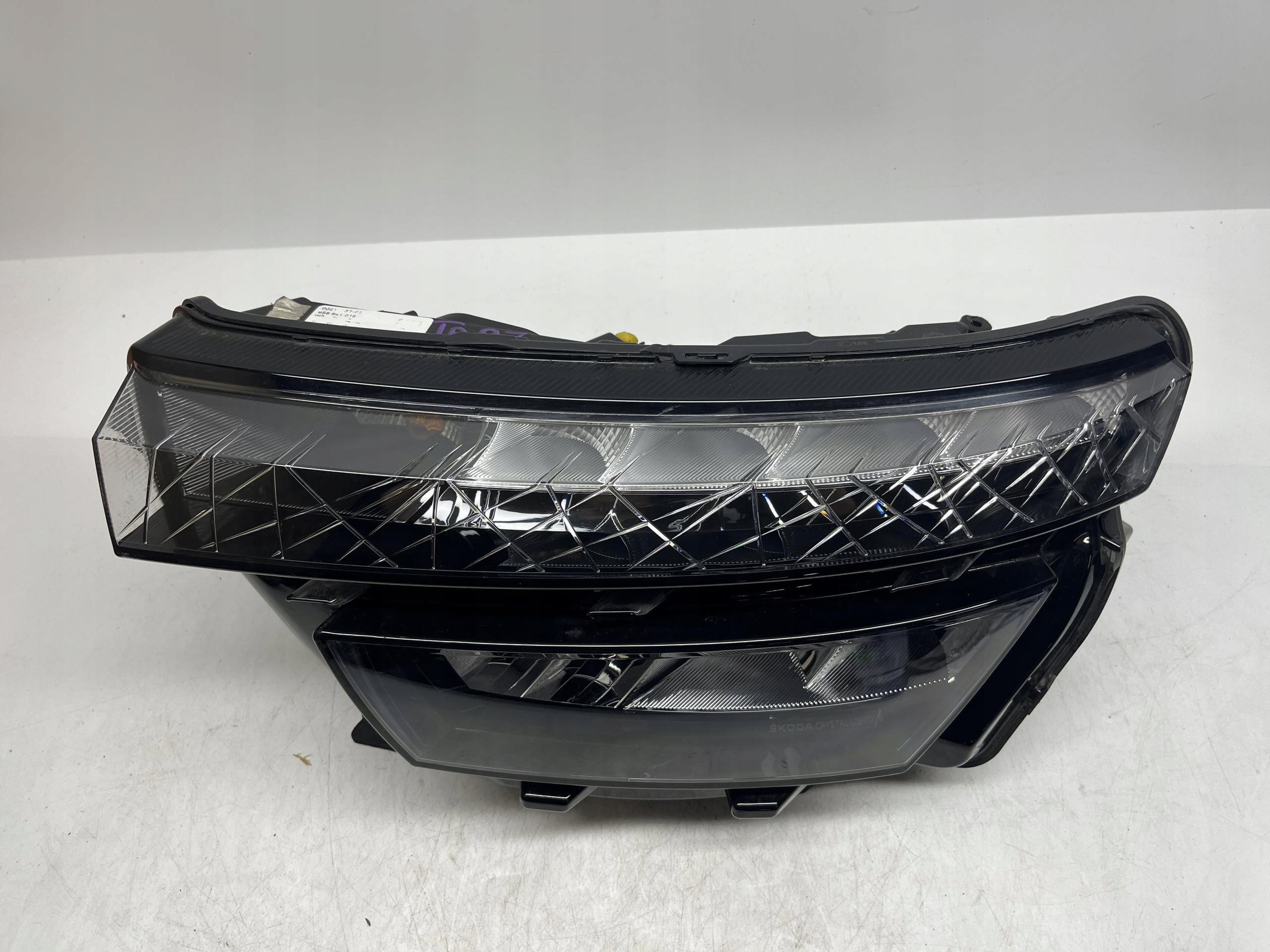 SKODA Kamiq REFLEKTOR LAMPA LEWY PRZÓD PRZEDNI LED 658941015 - obrazek 2