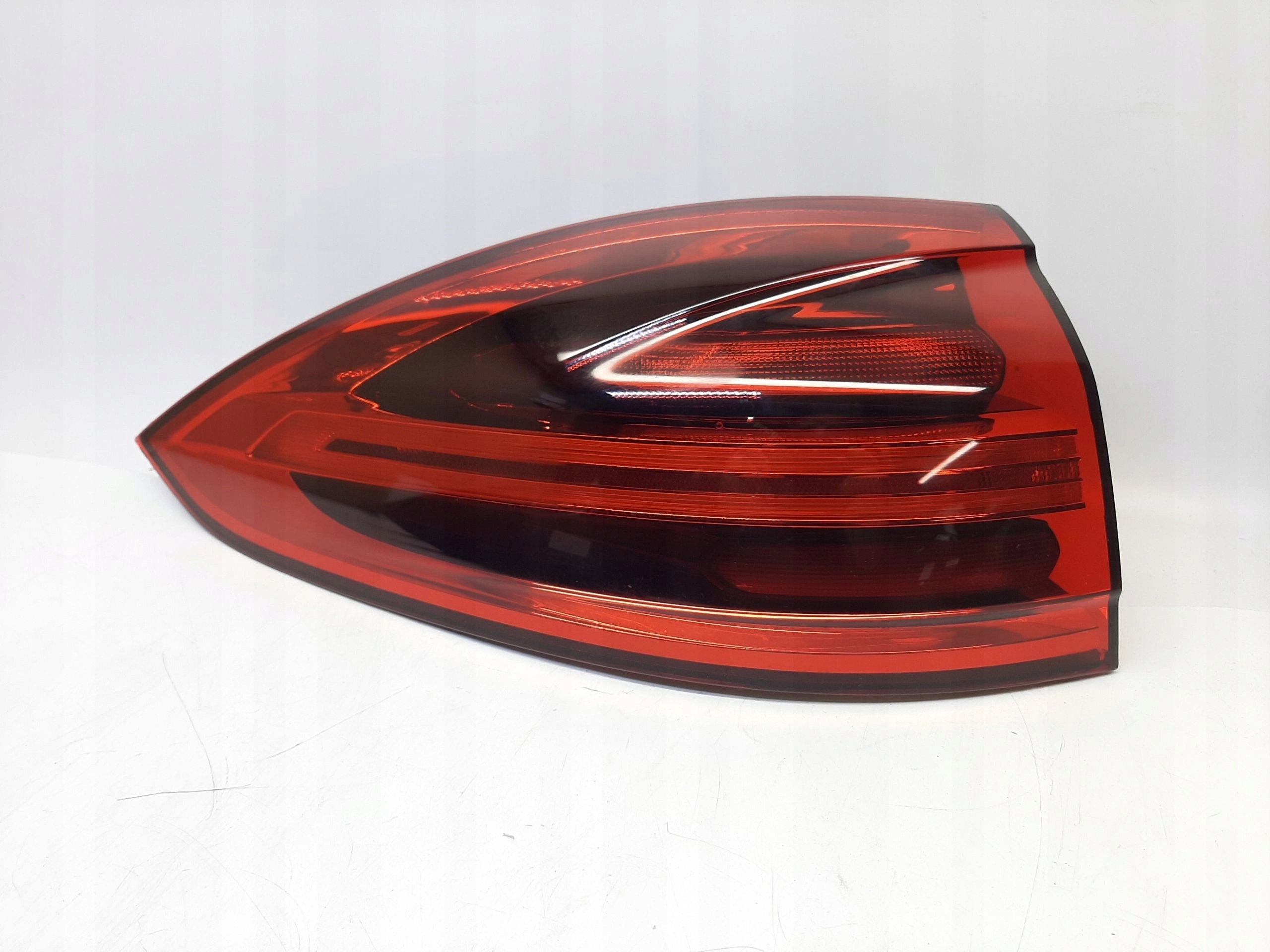 Porsche Cayenne GTS Lift (2015-2017r.) Lampa Tył Lewa SAE 7P5945207R - obrazek 2
