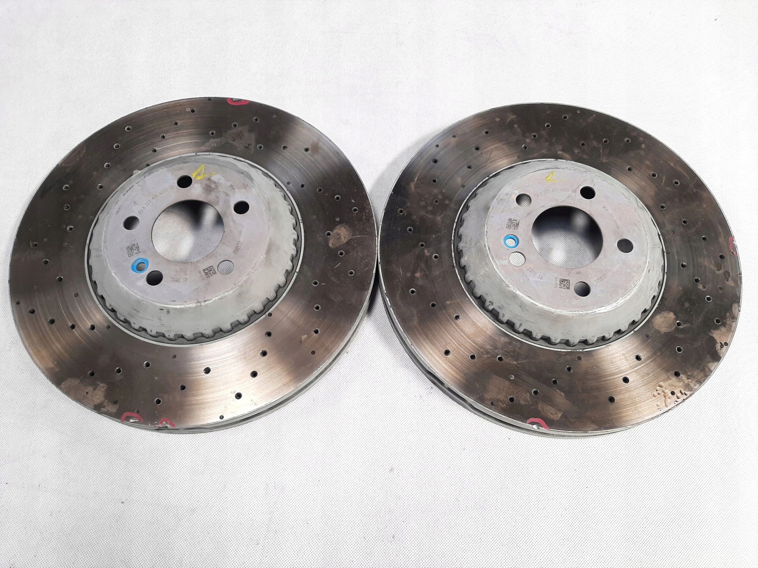 MERCEDES S-KLASA W223 TARCZE HAMULCOWE CERAMICZNE PRZÓD BREMBO A2234214200 - obrazek 2