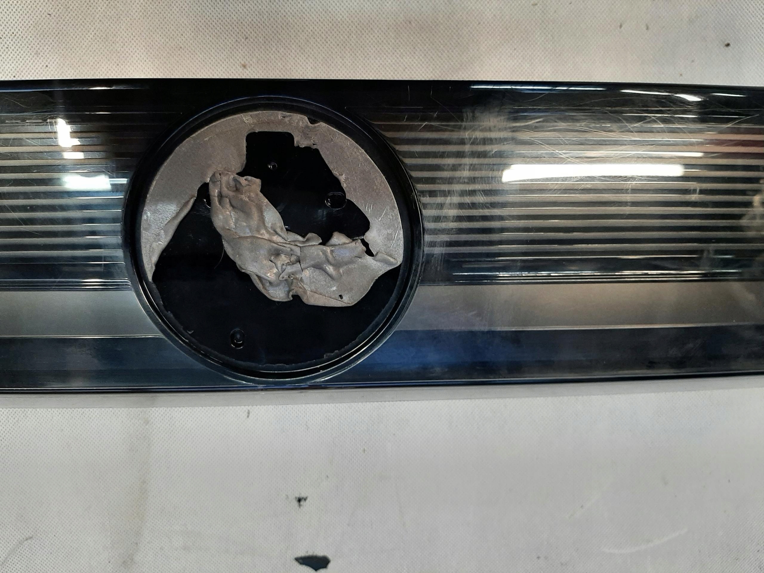 VW T-CROSS BLENDA LAMPA KLAPY TYŁ LED 2GM945093D - obrazek 2