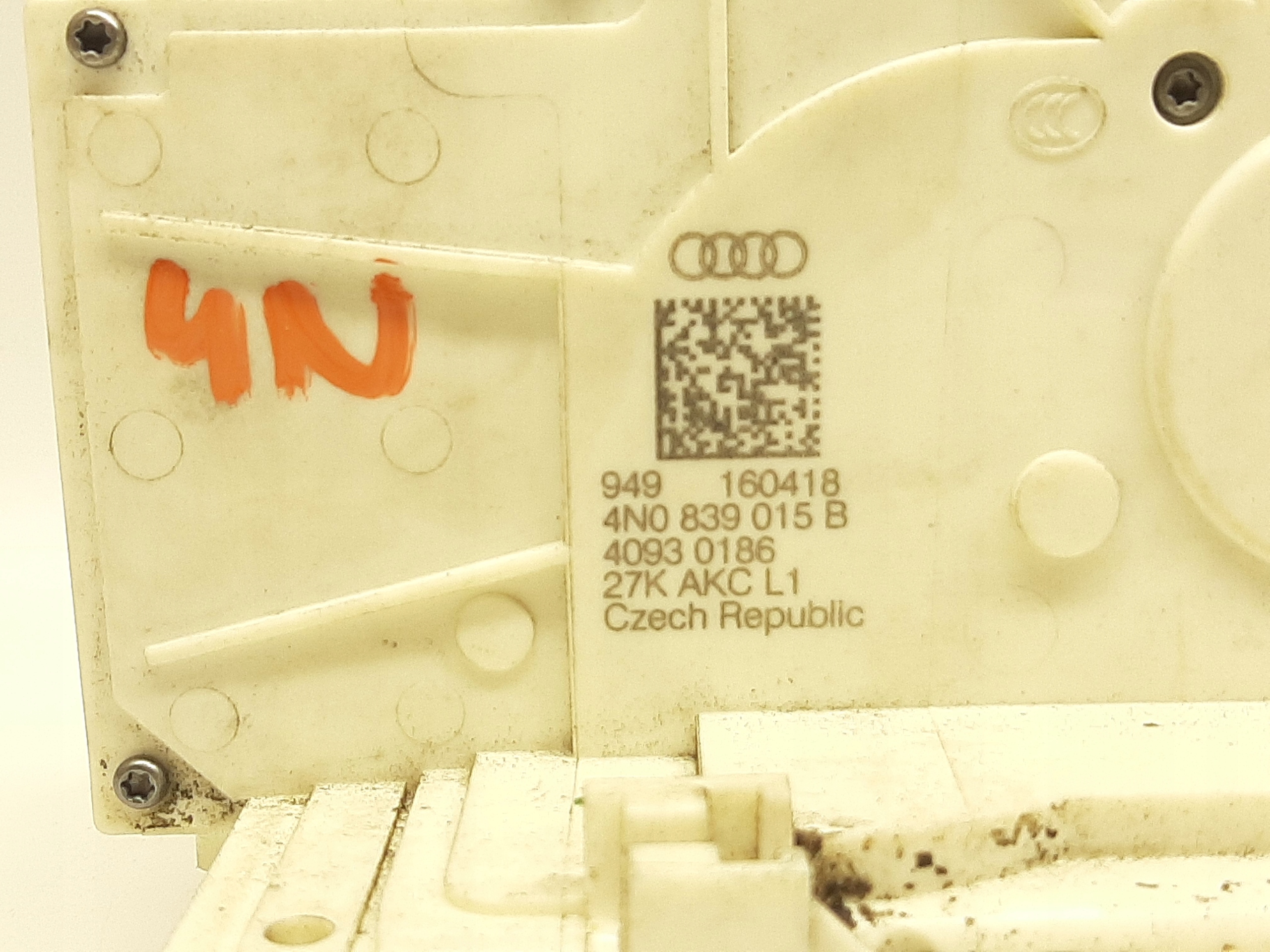 AUDI A8 D5 2017-21R ZAMEK DRZWI LEWY TYŁ TYLNY 4N0839015B - obrazek 3