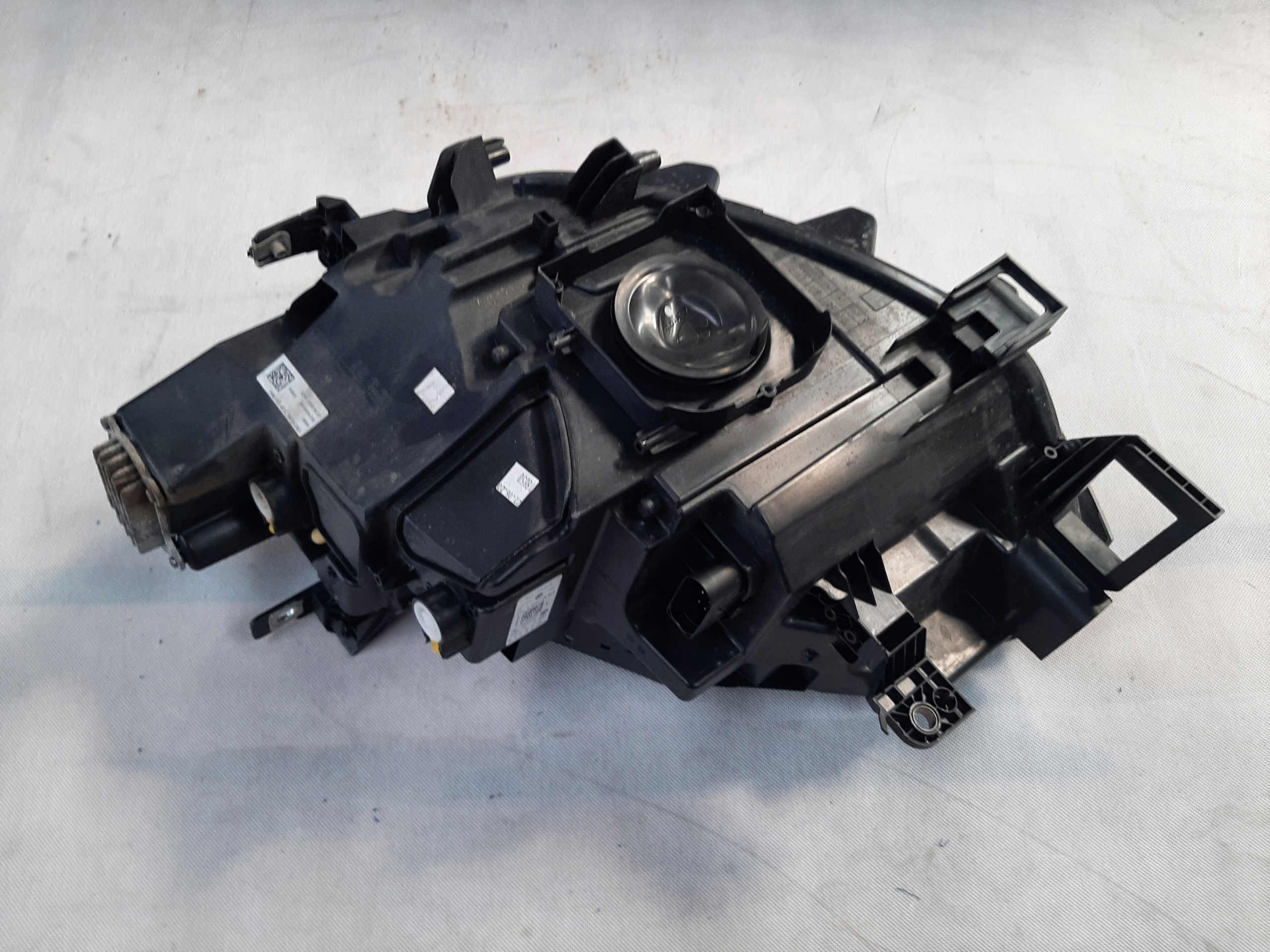 VW ID.3 REFLEKTOR LED LAMPA PRZÓD PRZEDNIA PRAWA 10B941036A - obrazek 4