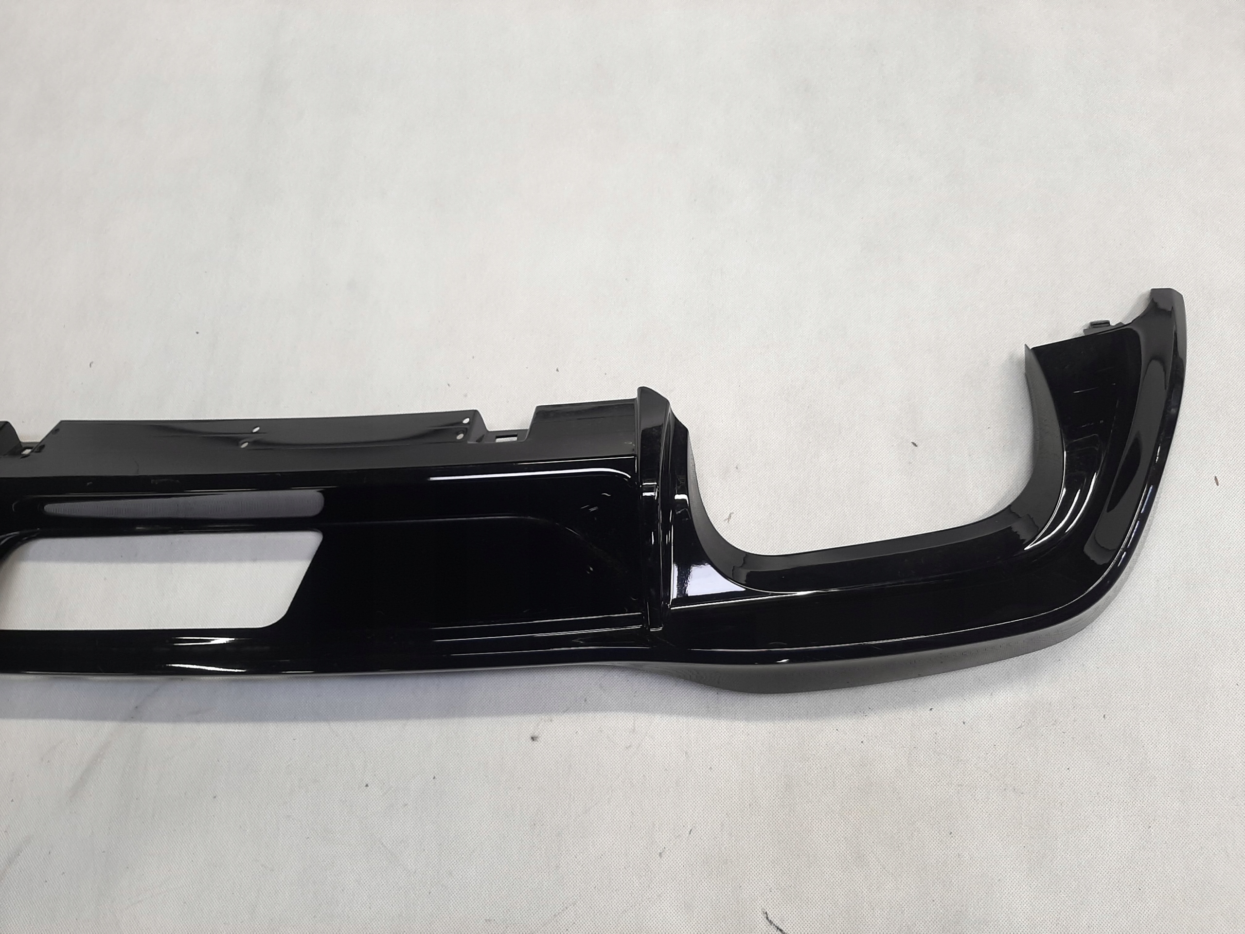 VW GOLF VIII R LIFT H/B 2024- SPOILER DYFUZOR ZDERZAKA TYŁ 5H6807568R - obrazek 4