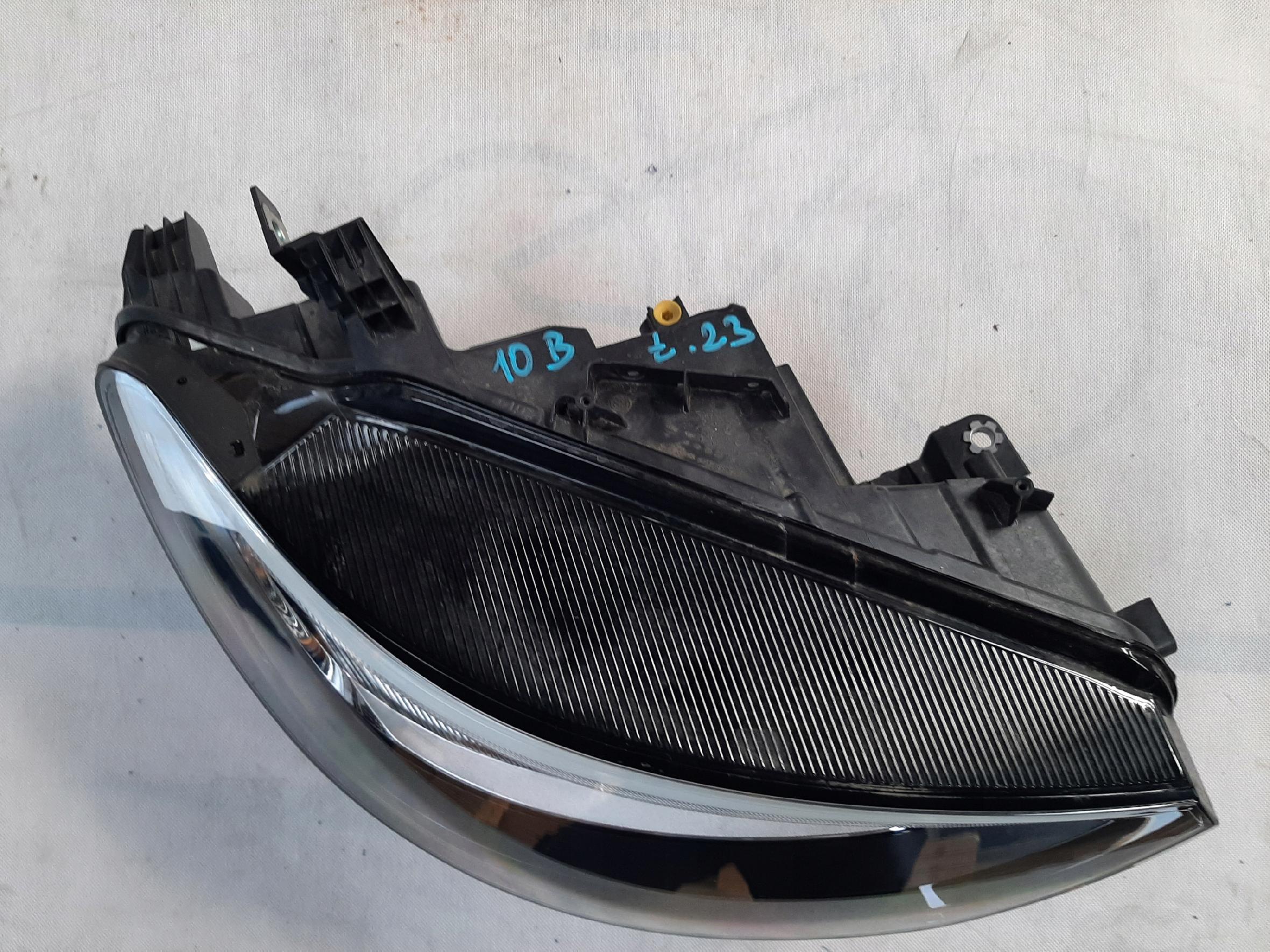 VW ID.3 REFLEKTOR LED LAMPA PRZÓD PRZEDNIA PRAWA 10B941006A - obrazek 3
