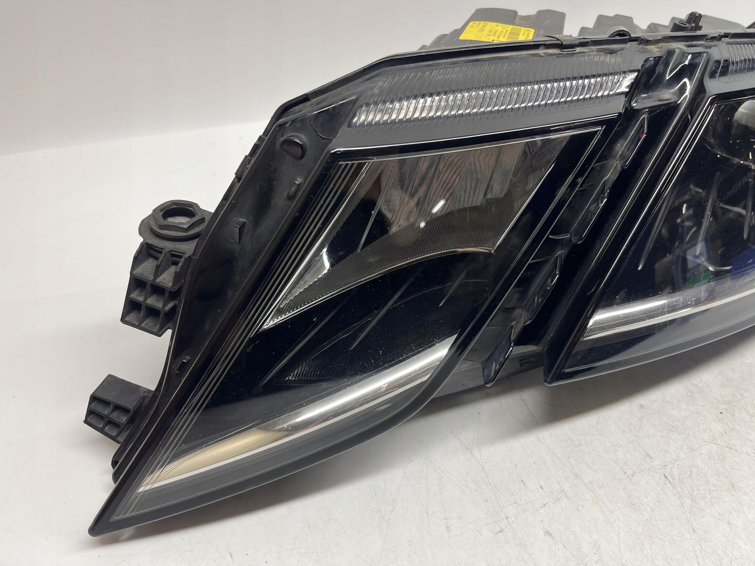 SKODA Octavia Reflektor Lampa Przód LEWY LED 5E1941015D - obrazek 3