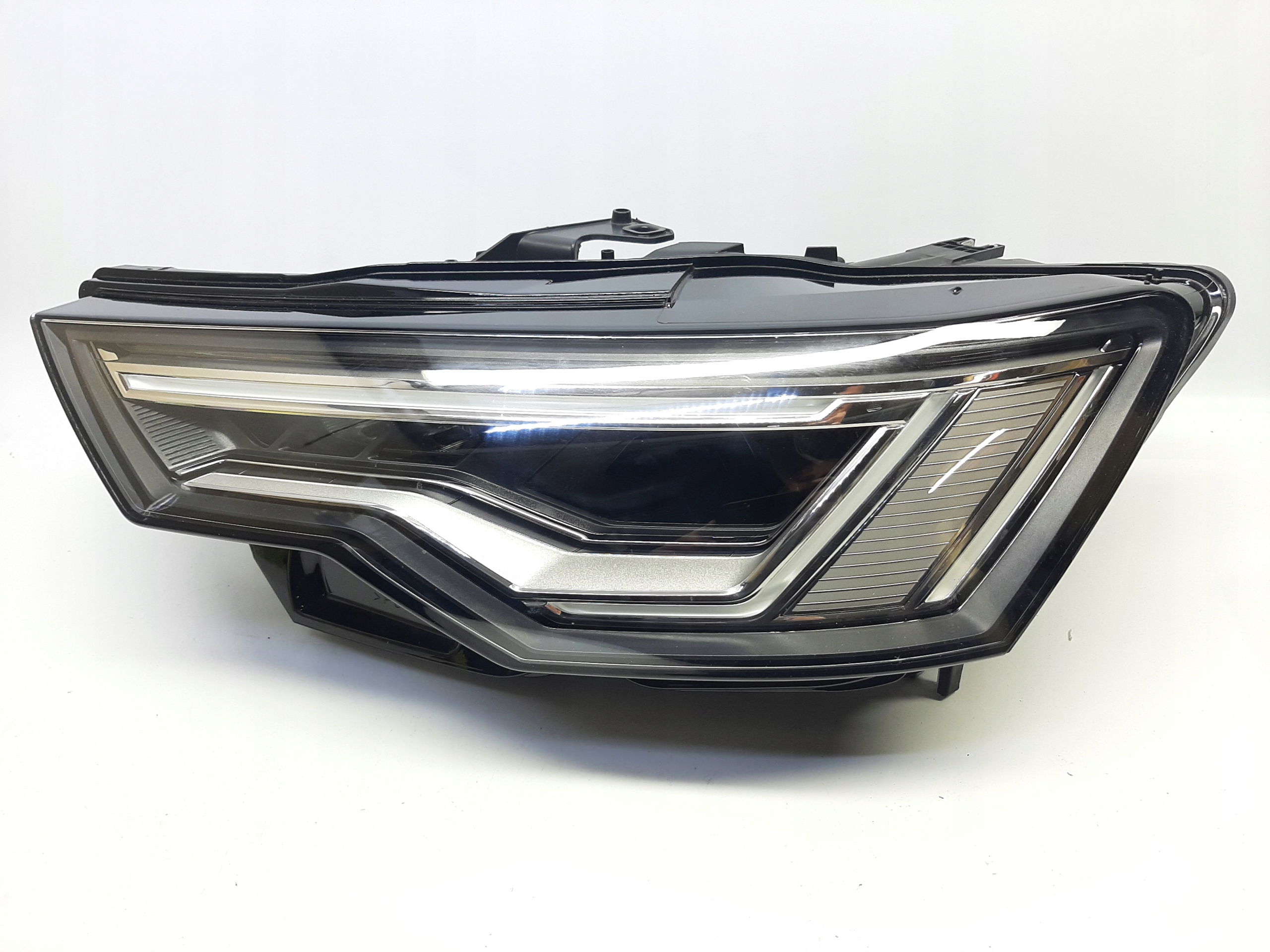 Audi A6 C8 2017-> Reflektor Lampa Przód Lewy Full LED 4K0941039C - obrazek 3