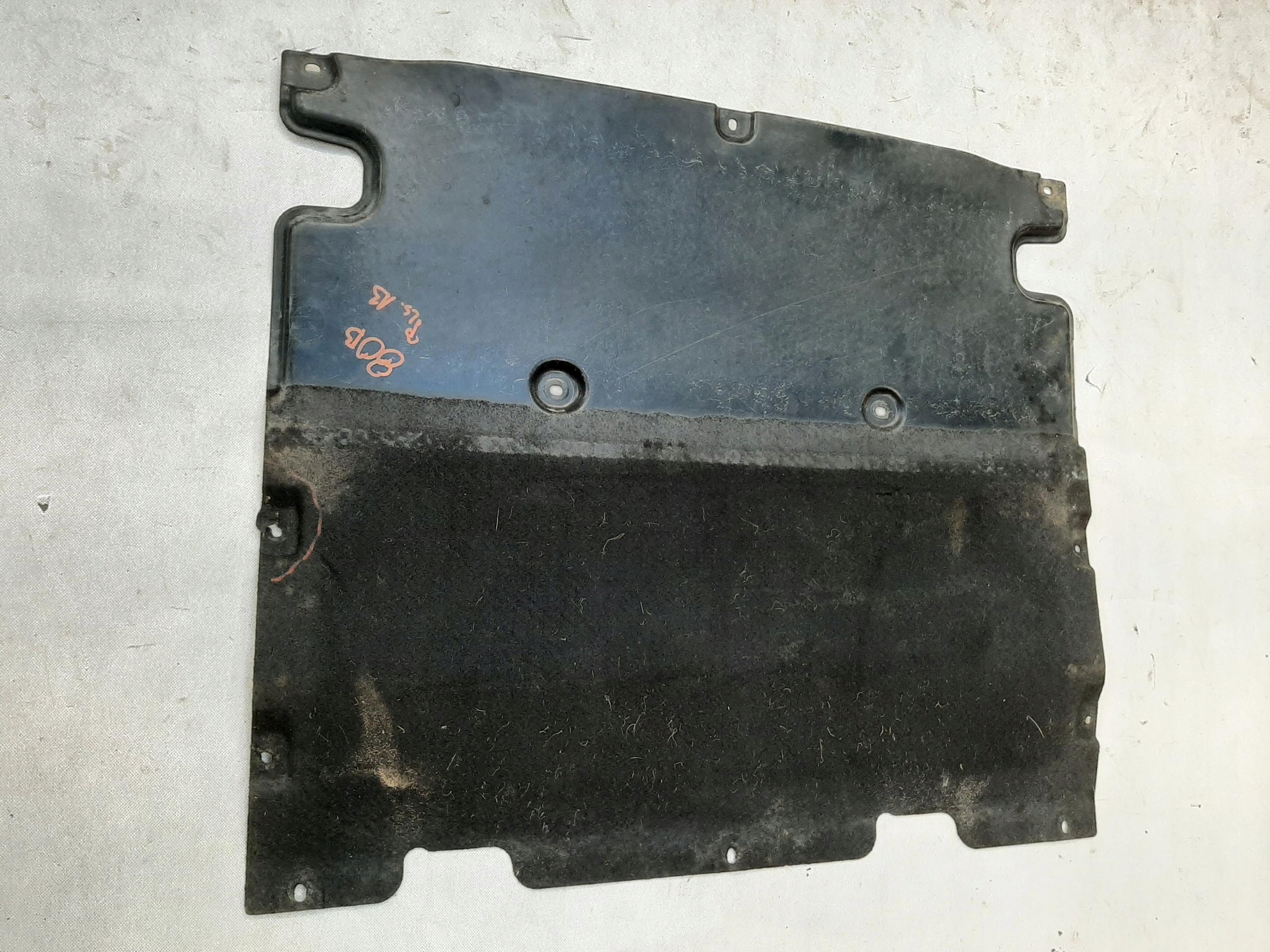 AUDI Q5 80A OSŁONA PŁYTA DOLNA POD SILNIK 80B863821 - obrazek 3