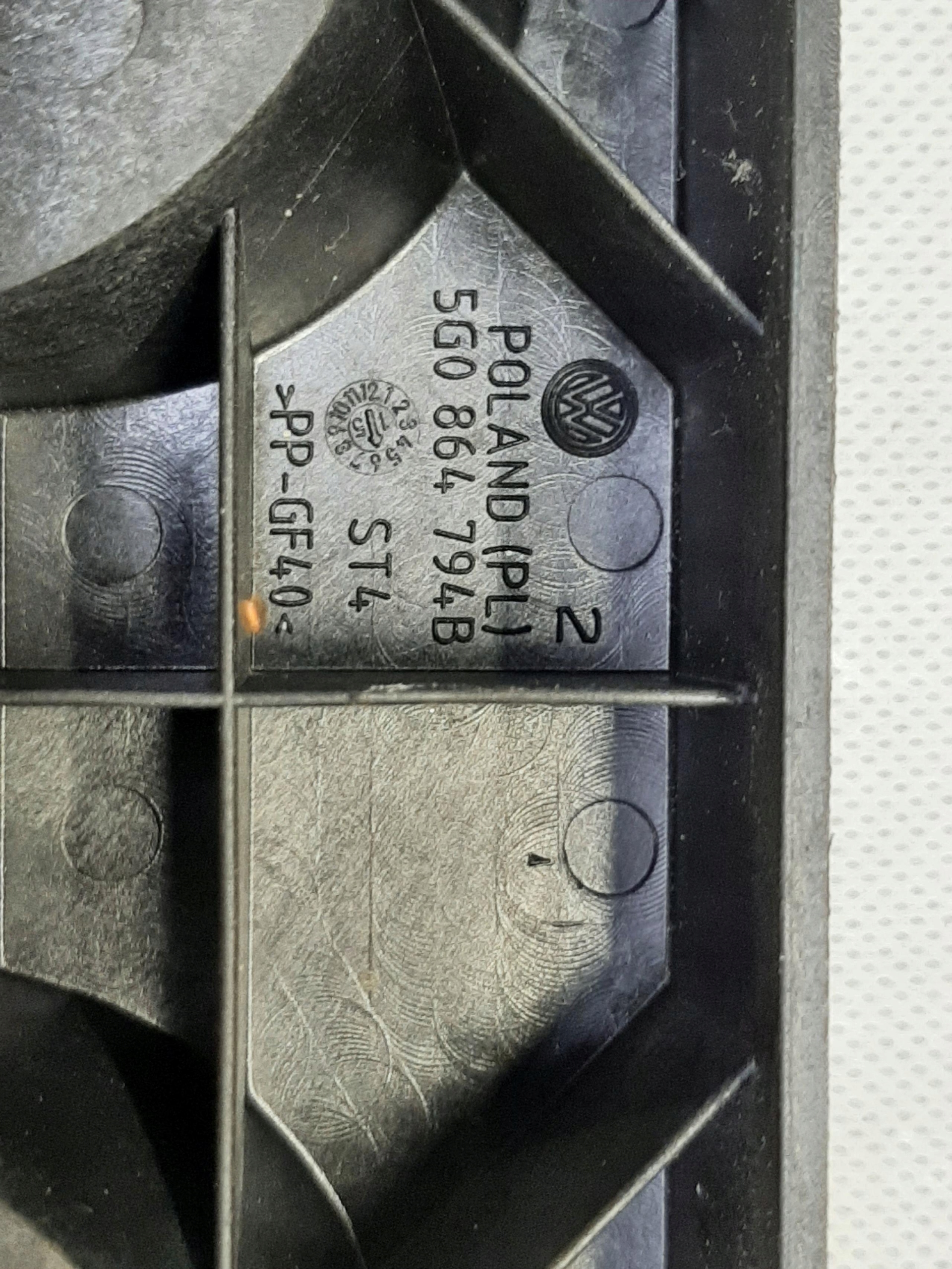 VW GOLF VII 7 5G UCHWYT MOCOWANIE TUNELU 5G0864794B - obrazek 4