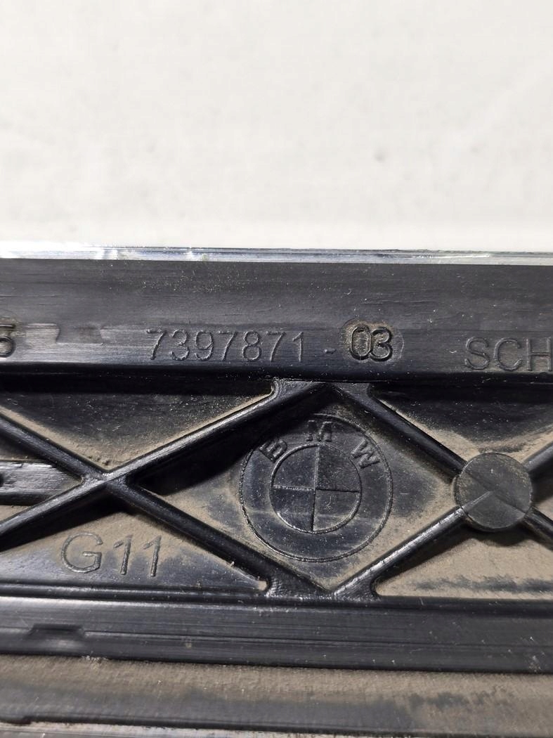 BMW G11 LISTWA DRZWI LEWY TYŁ DOLNA 7397871 - obrazek 5